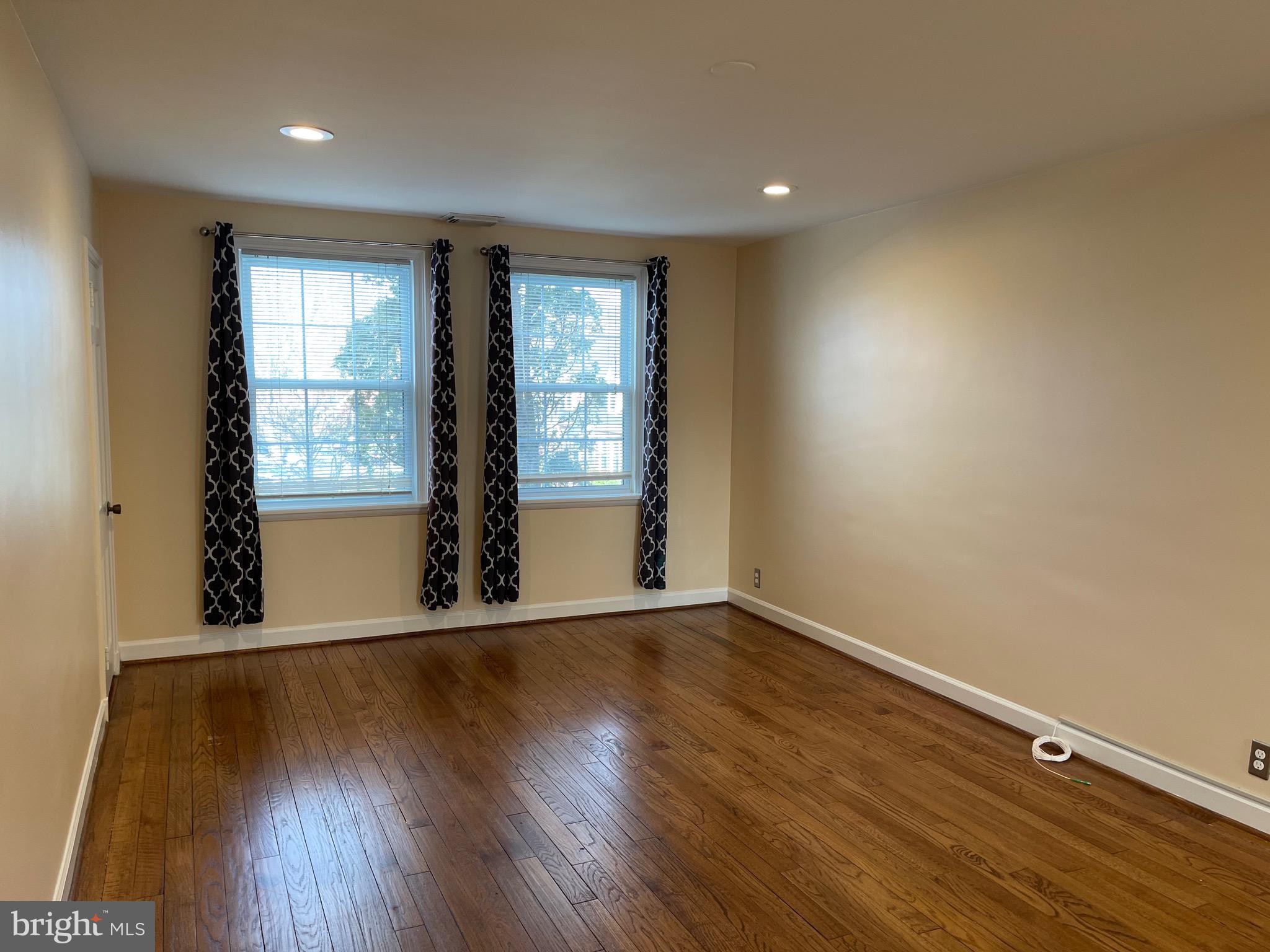 FAIRLINGTON ARBORS - Residential Lease