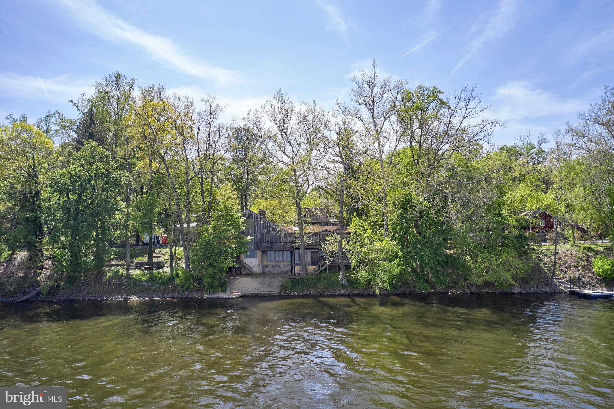RIVERSTONE - Residential