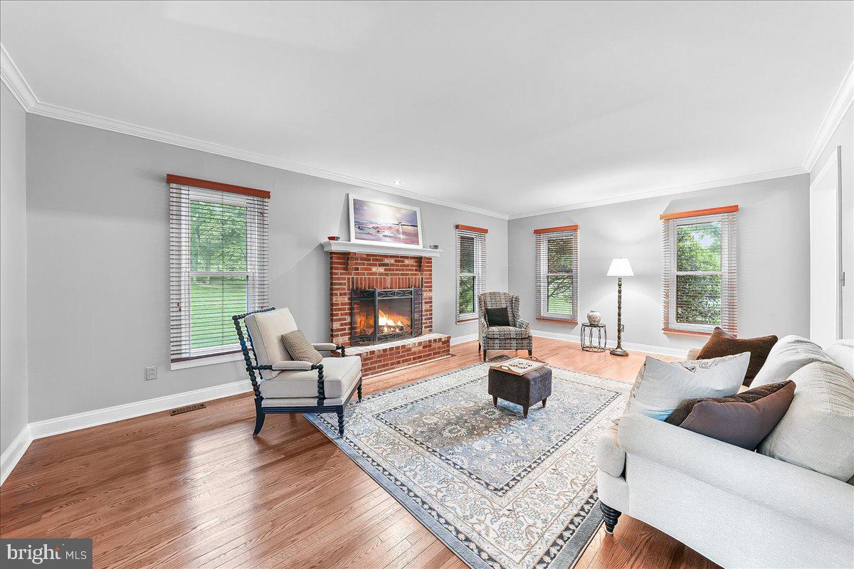 THE RIDINGS CHADDS - Residential