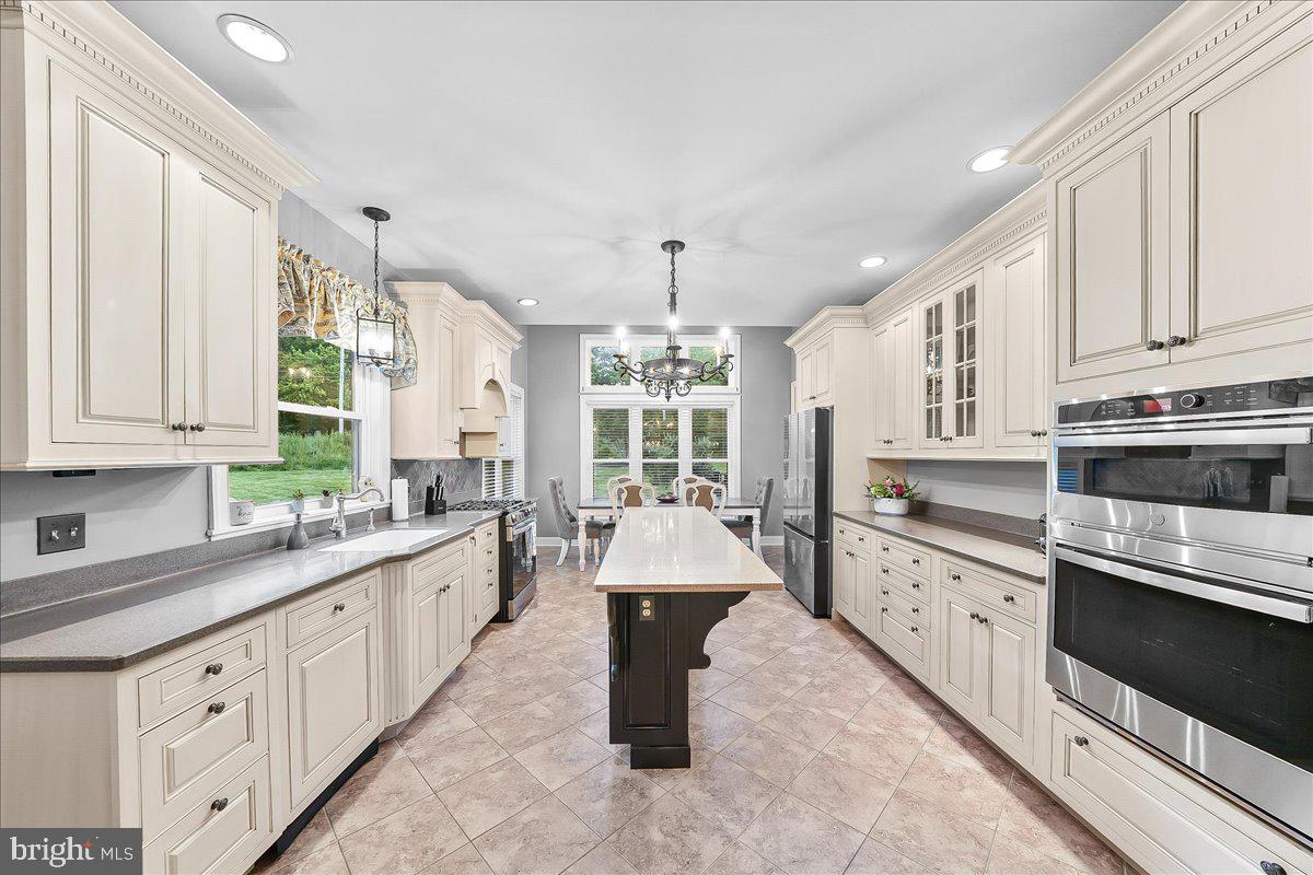 THE RIDINGS CHADDS - Residential