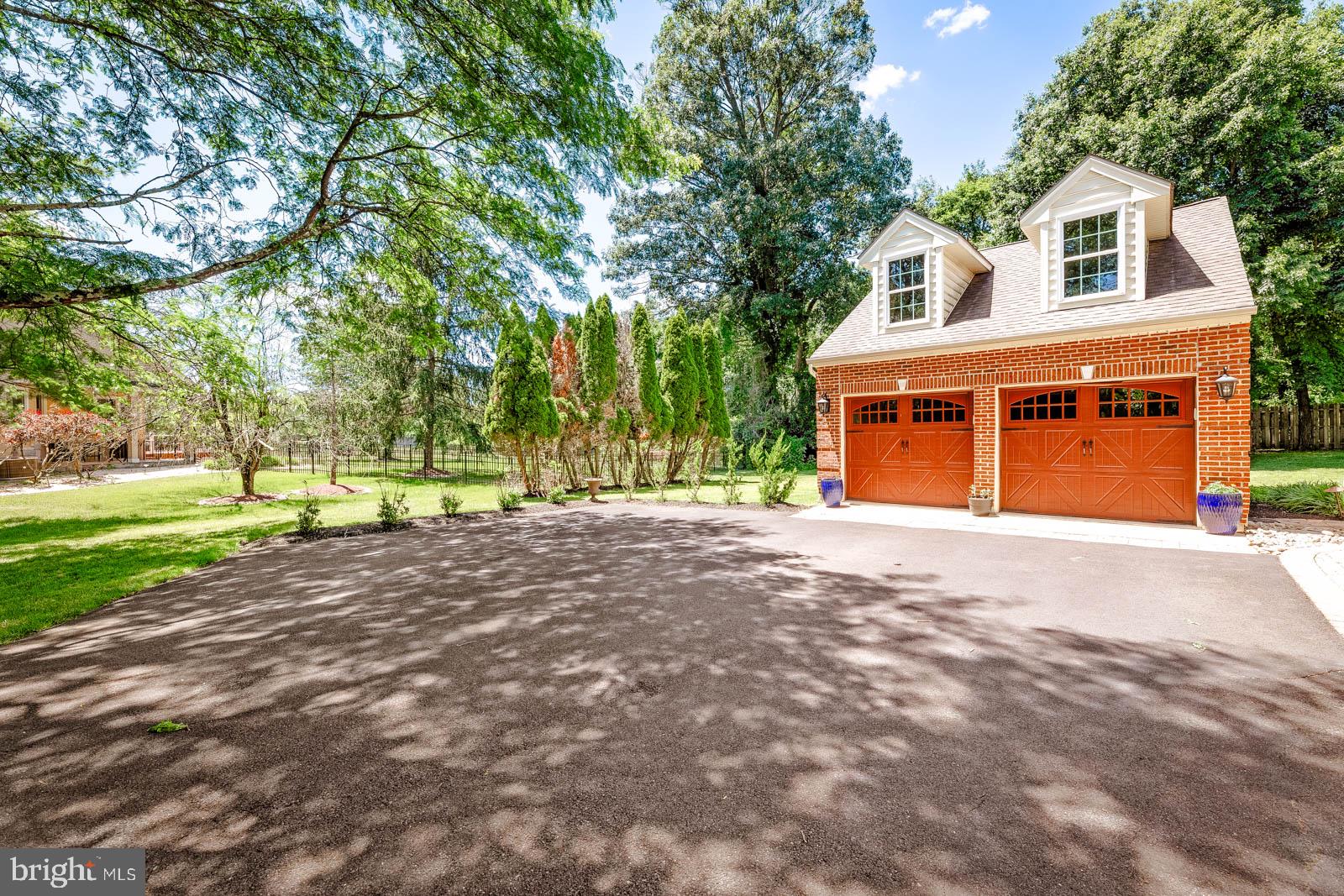 WEDGEWOOD GREENE - Residential