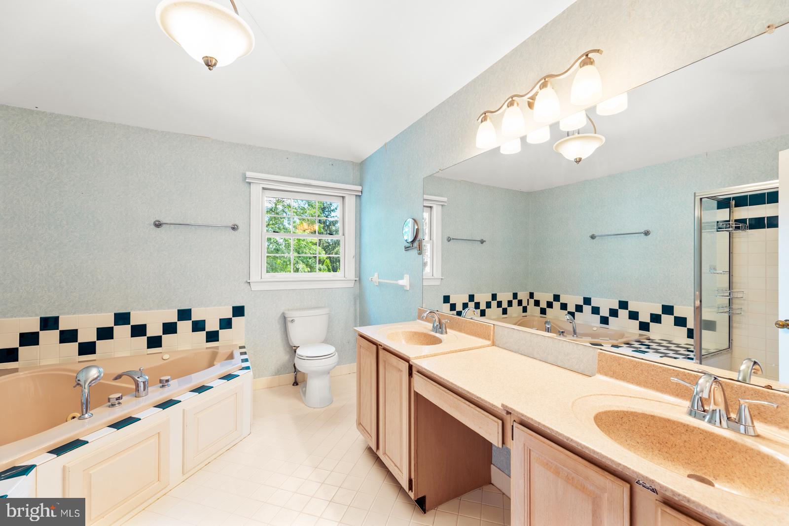 WEDGEWOOD GREENE - Residential