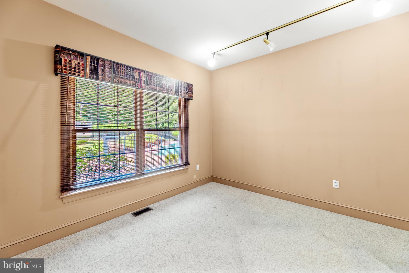 WEDGEWOOD GREENE - Residential