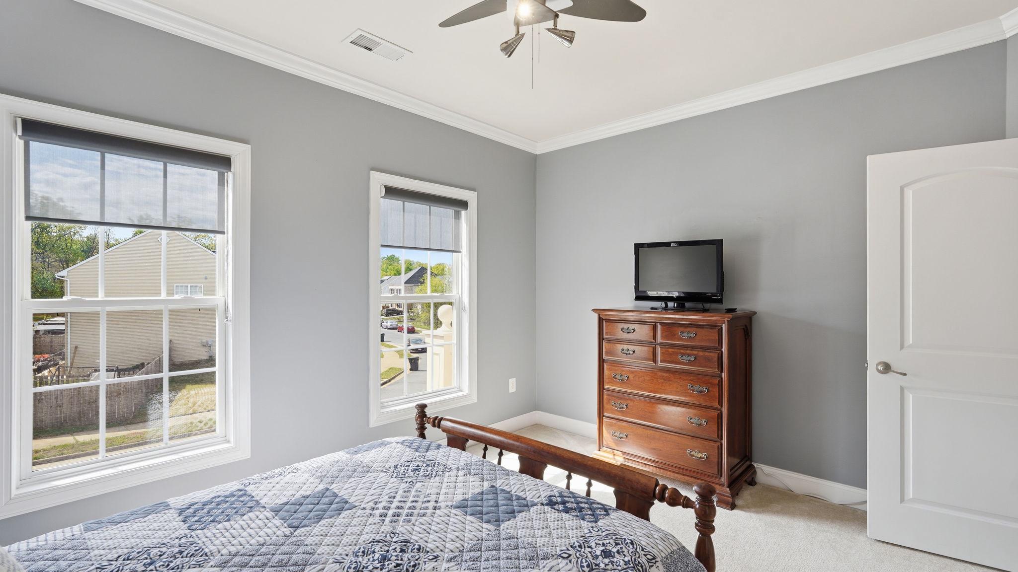 CAMBRIDGE CROSSING - Residential