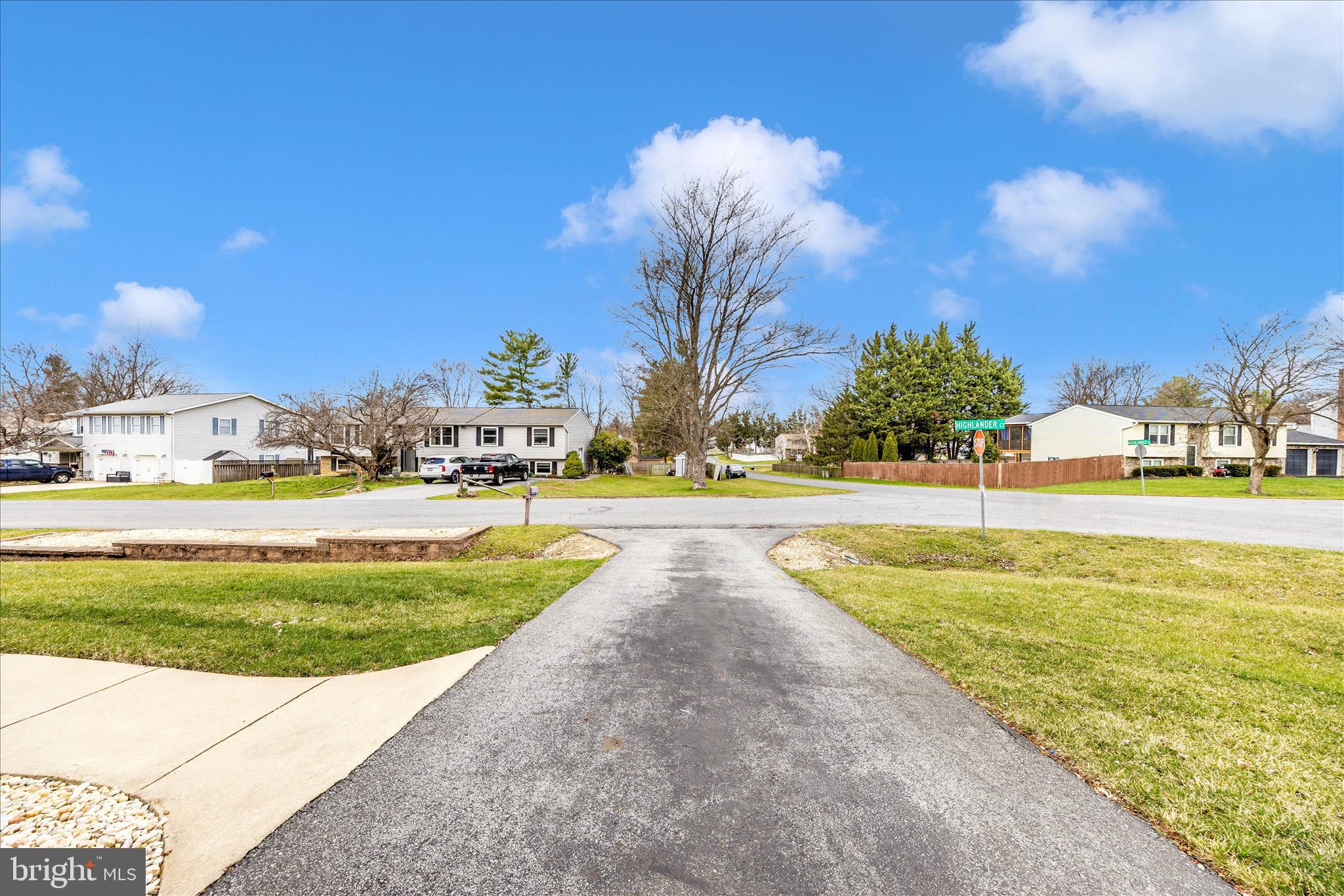 GLADE MANOR - Residential