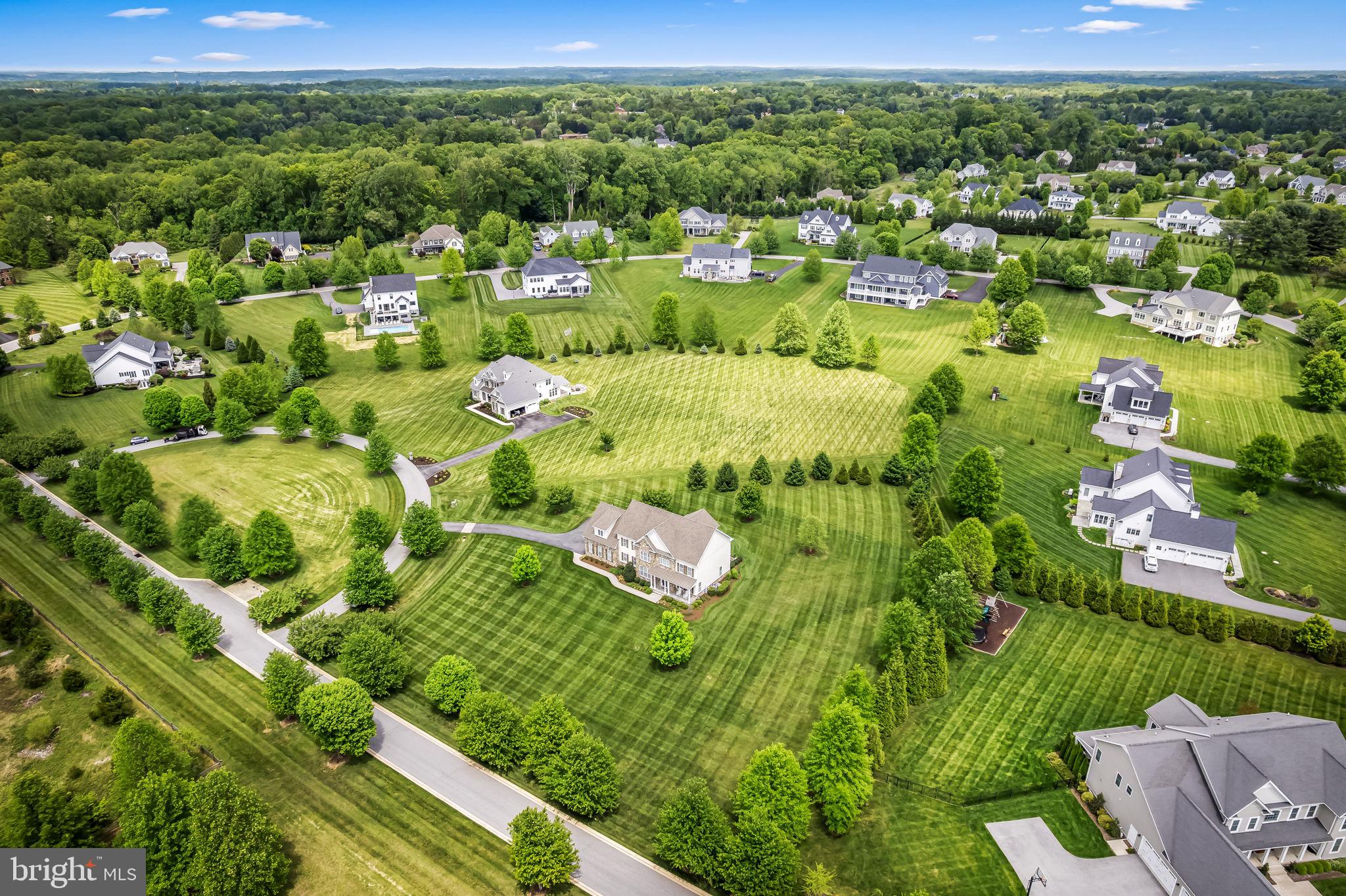 BRIAR KNOLL - Residential