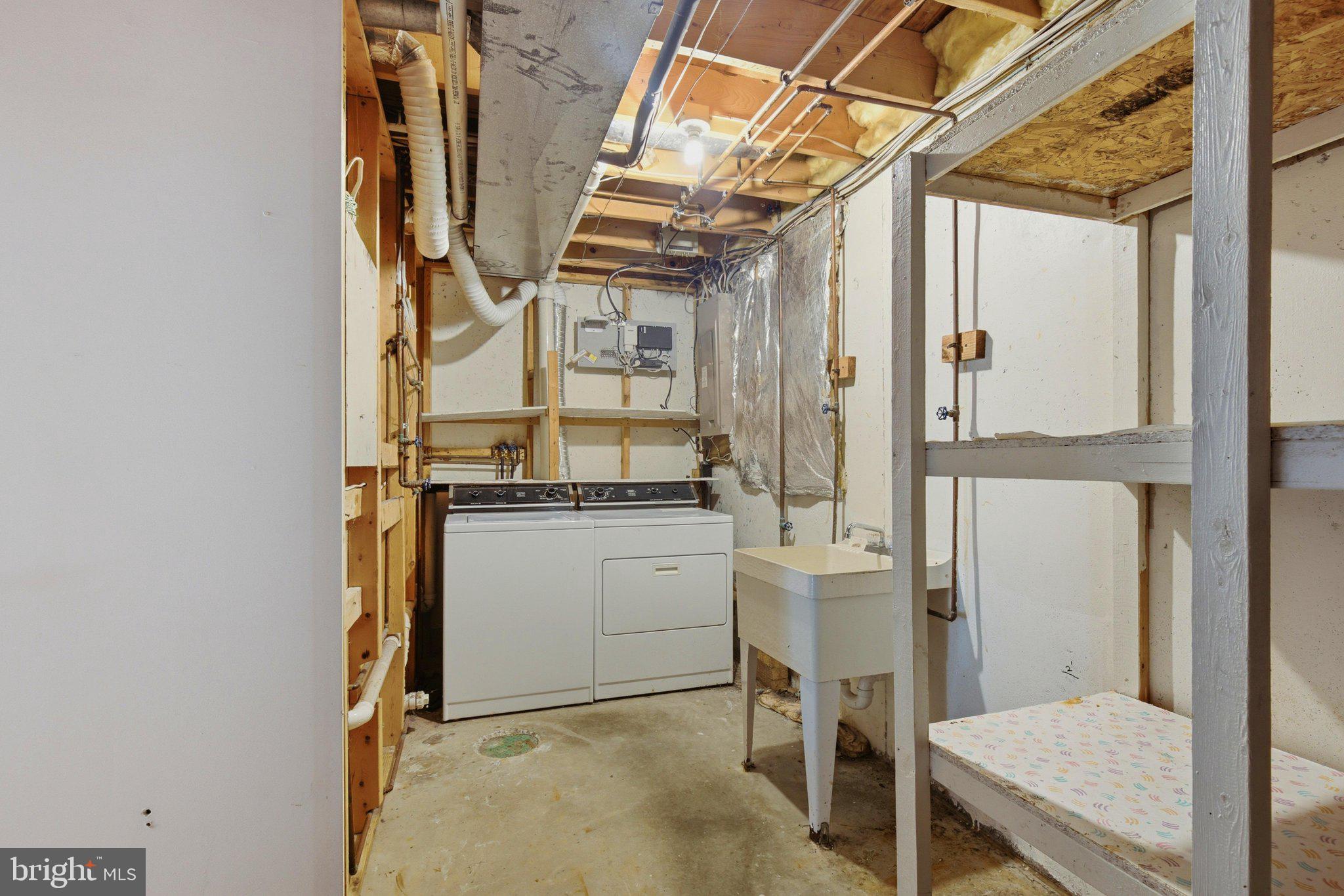 PLEASANT HILLS - Residential