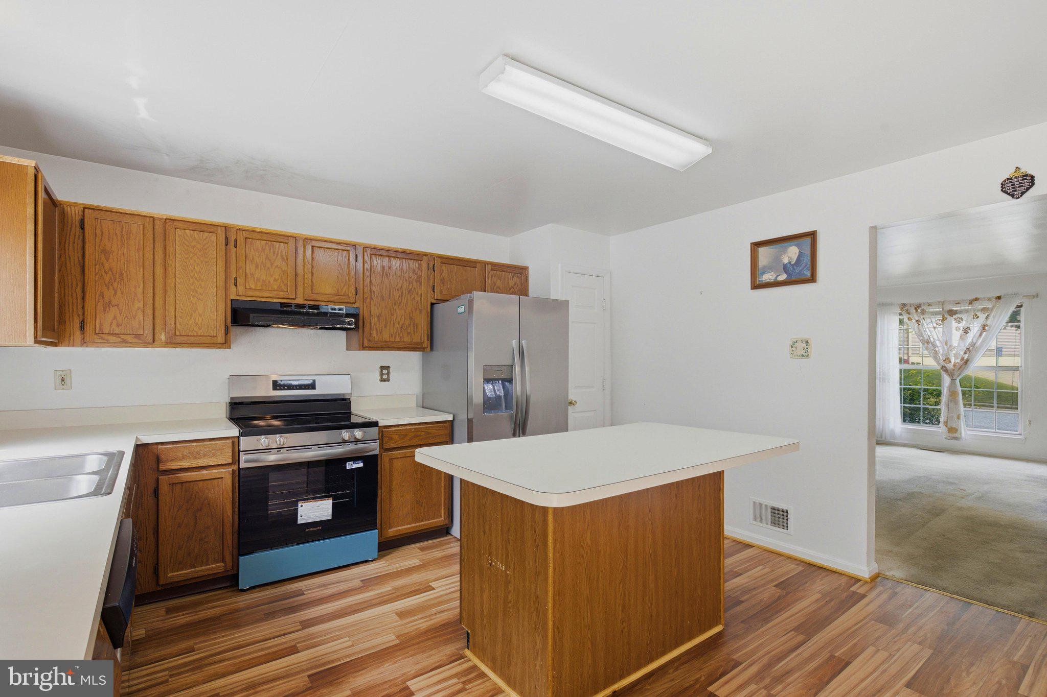 PLEASANT HILLS - Residential
