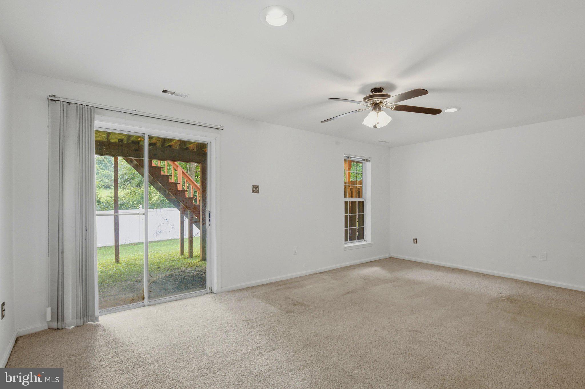 PLEASANT HILLS - Residential
