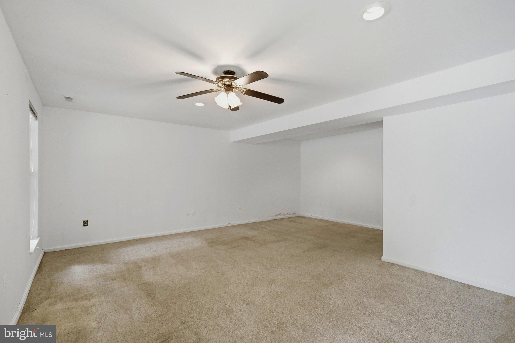PLEASANT HILLS - Residential