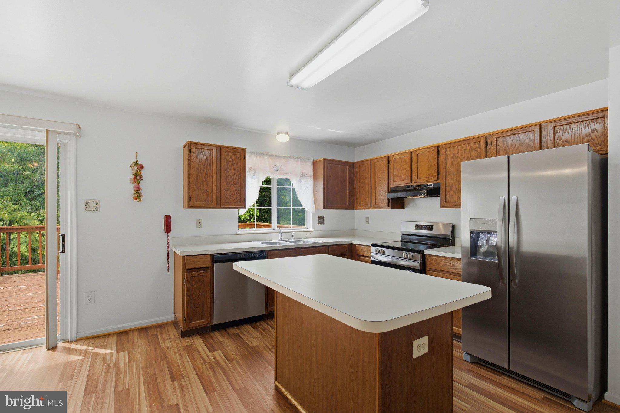 PLEASANT HILLS - Residential