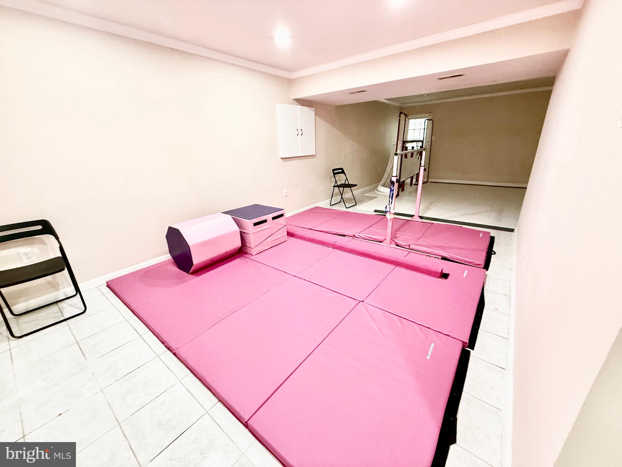NATALIE ESTATES - Residential Lease