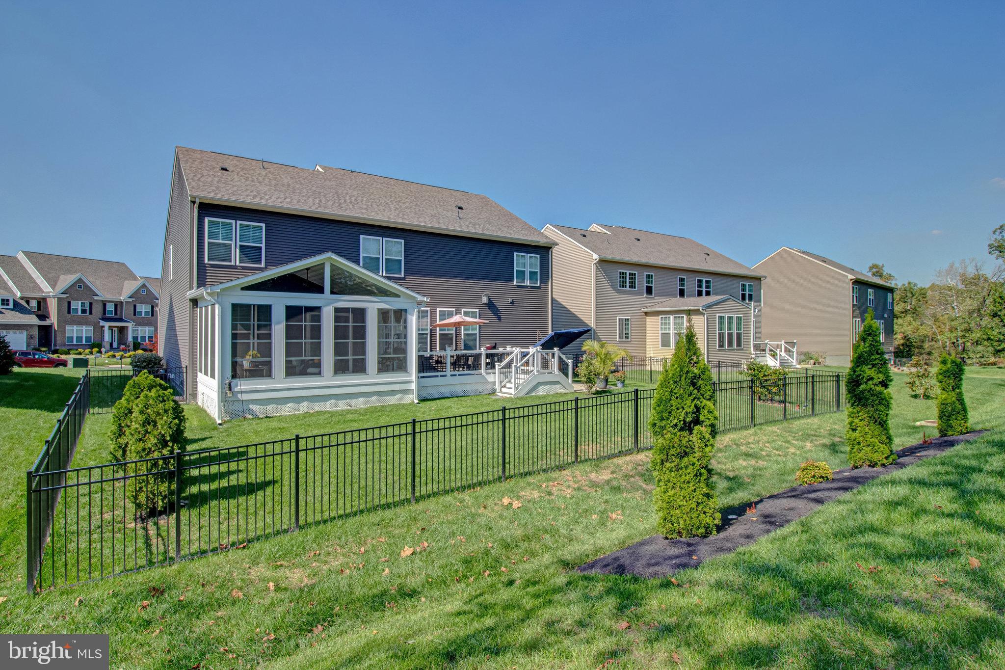 MCINTOSH - Residential