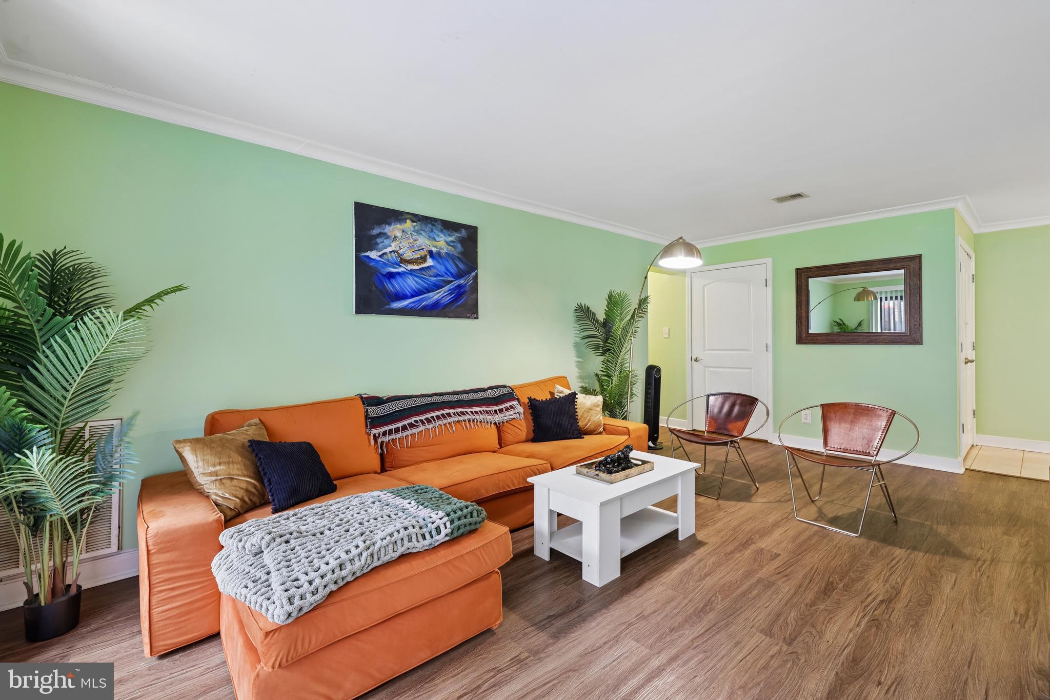 NORTH GREEN CONDOMINIUMS - Residential