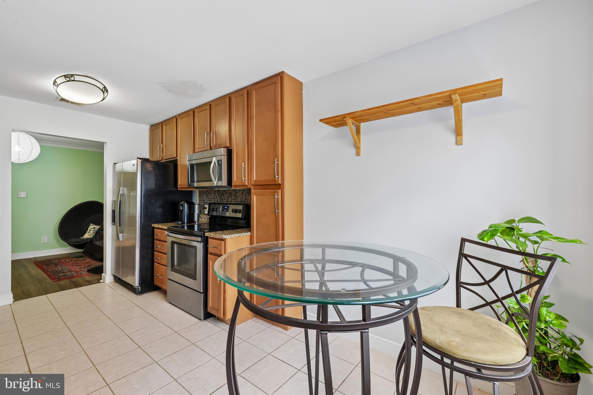 NORTH GREEN CONDOMINIUMS - Residential