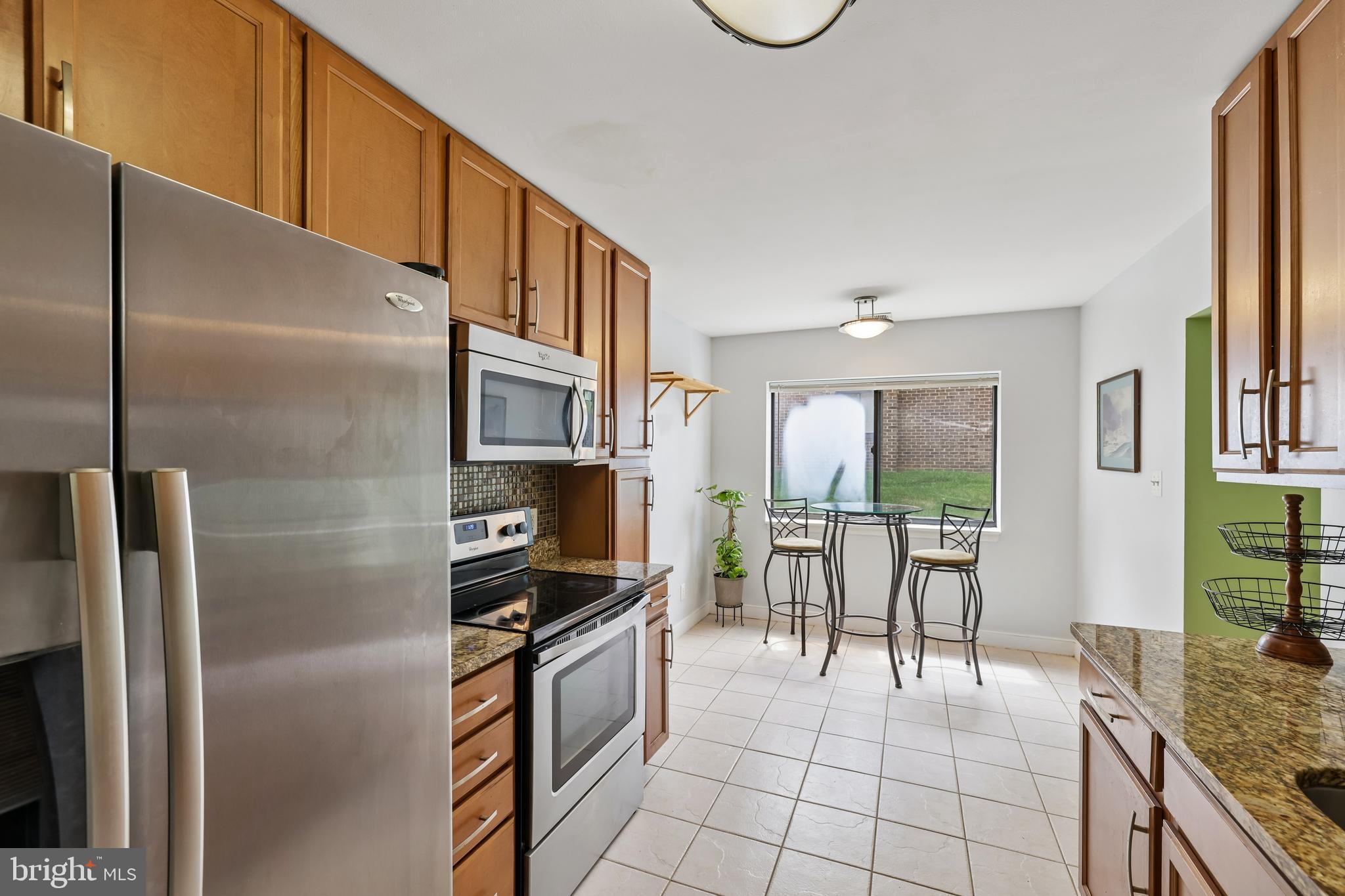 NORTH GREEN CONDOMINIUMS - Residential