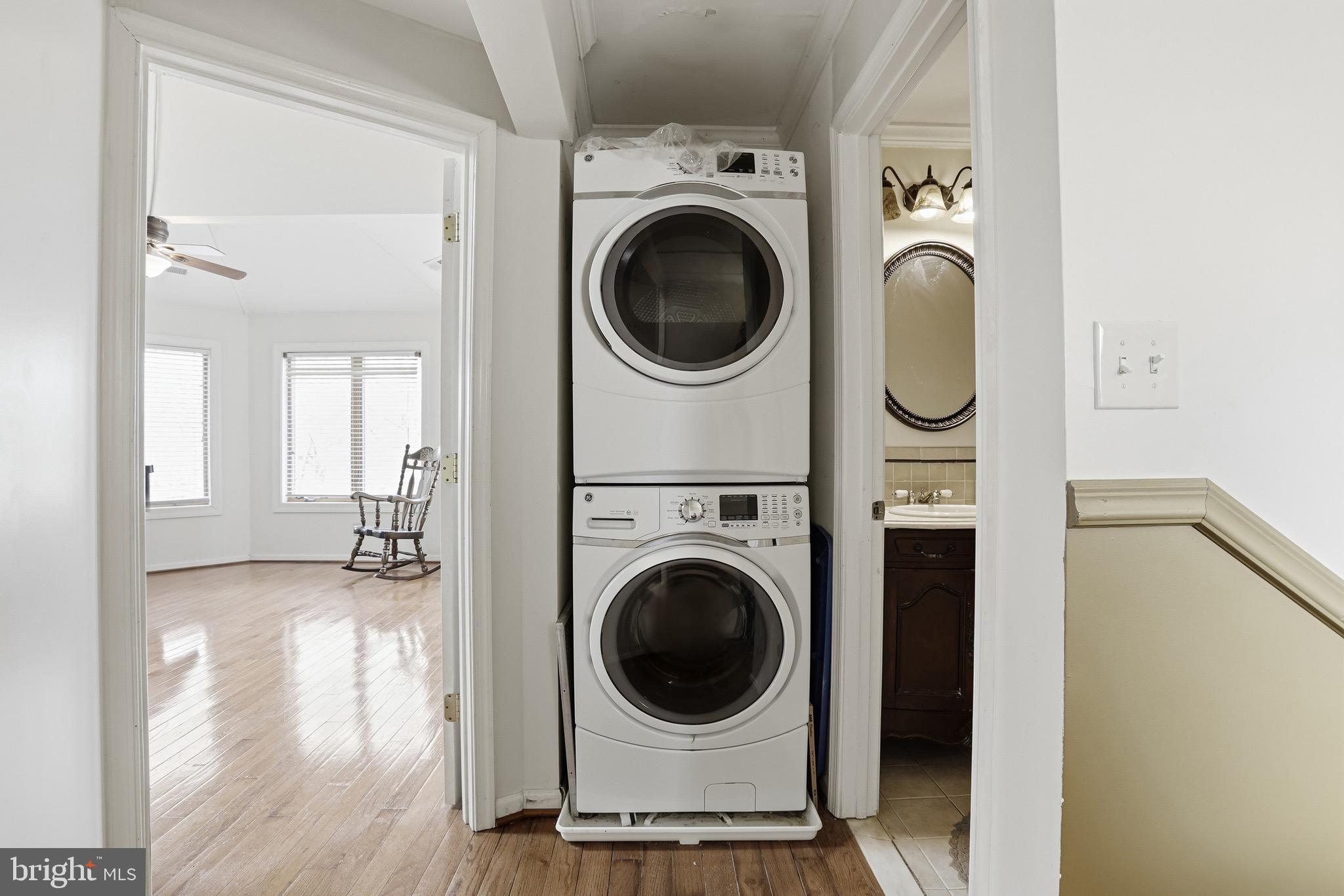 GREENPOINT LANDING - Residential