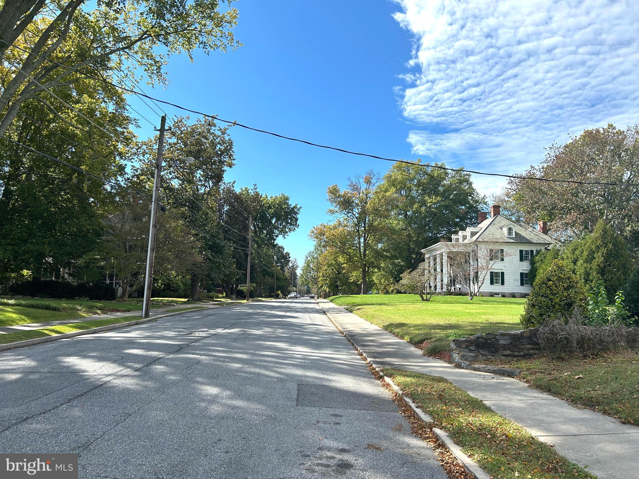 HISTORIC DISTRICT - WEST END - Residential