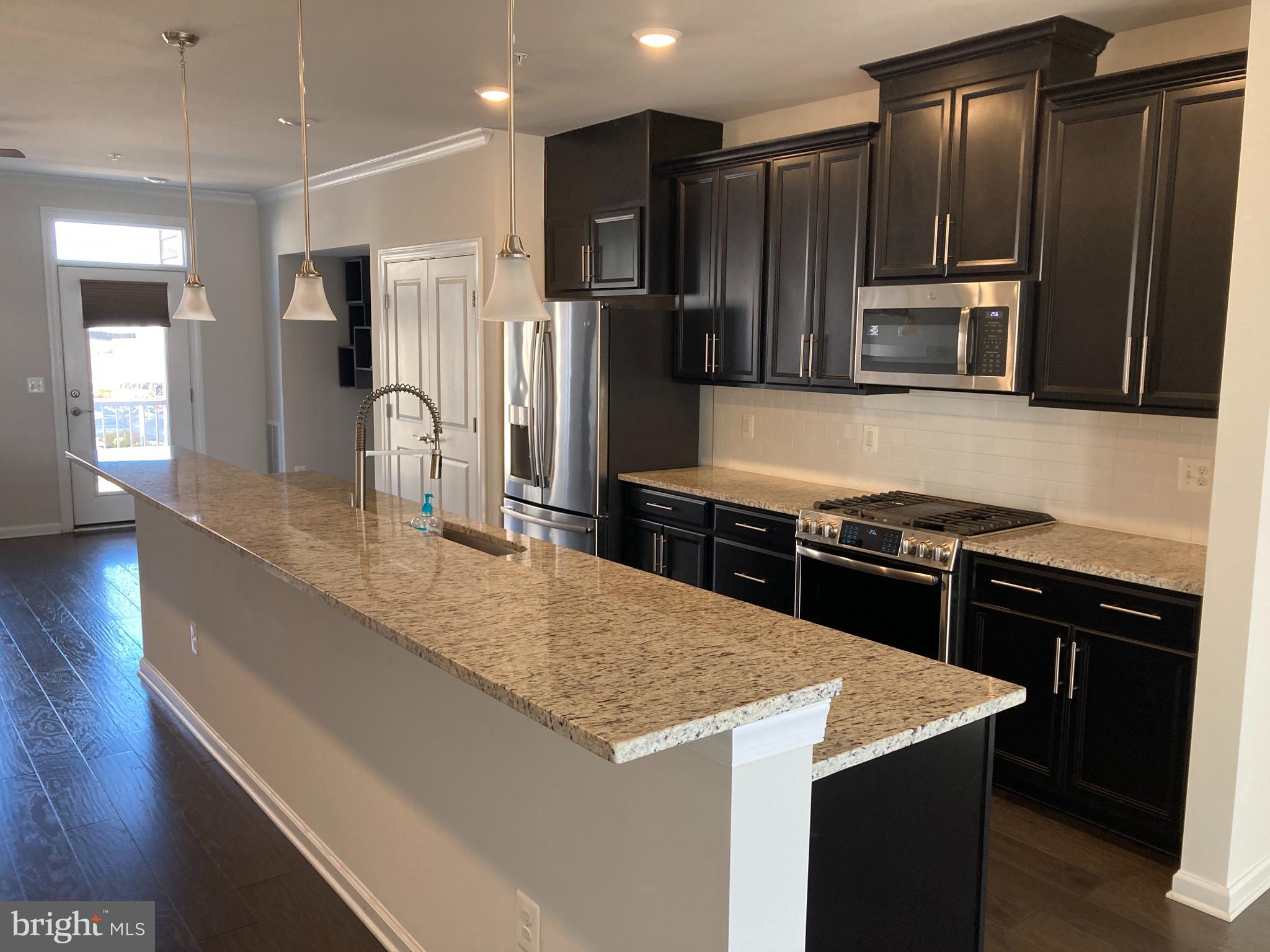 KINCORA - Residential Lease
