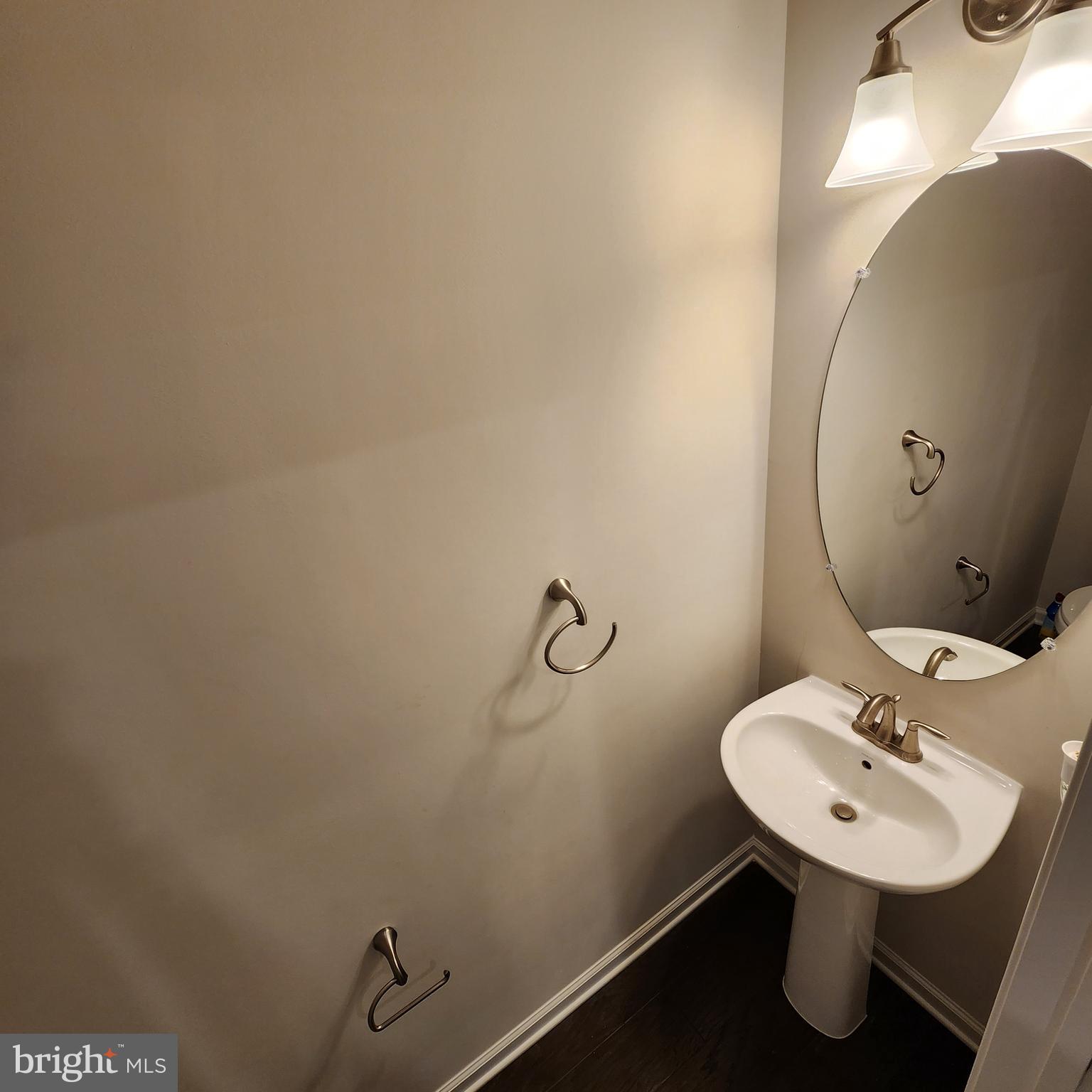 KINCORA - Residential Lease