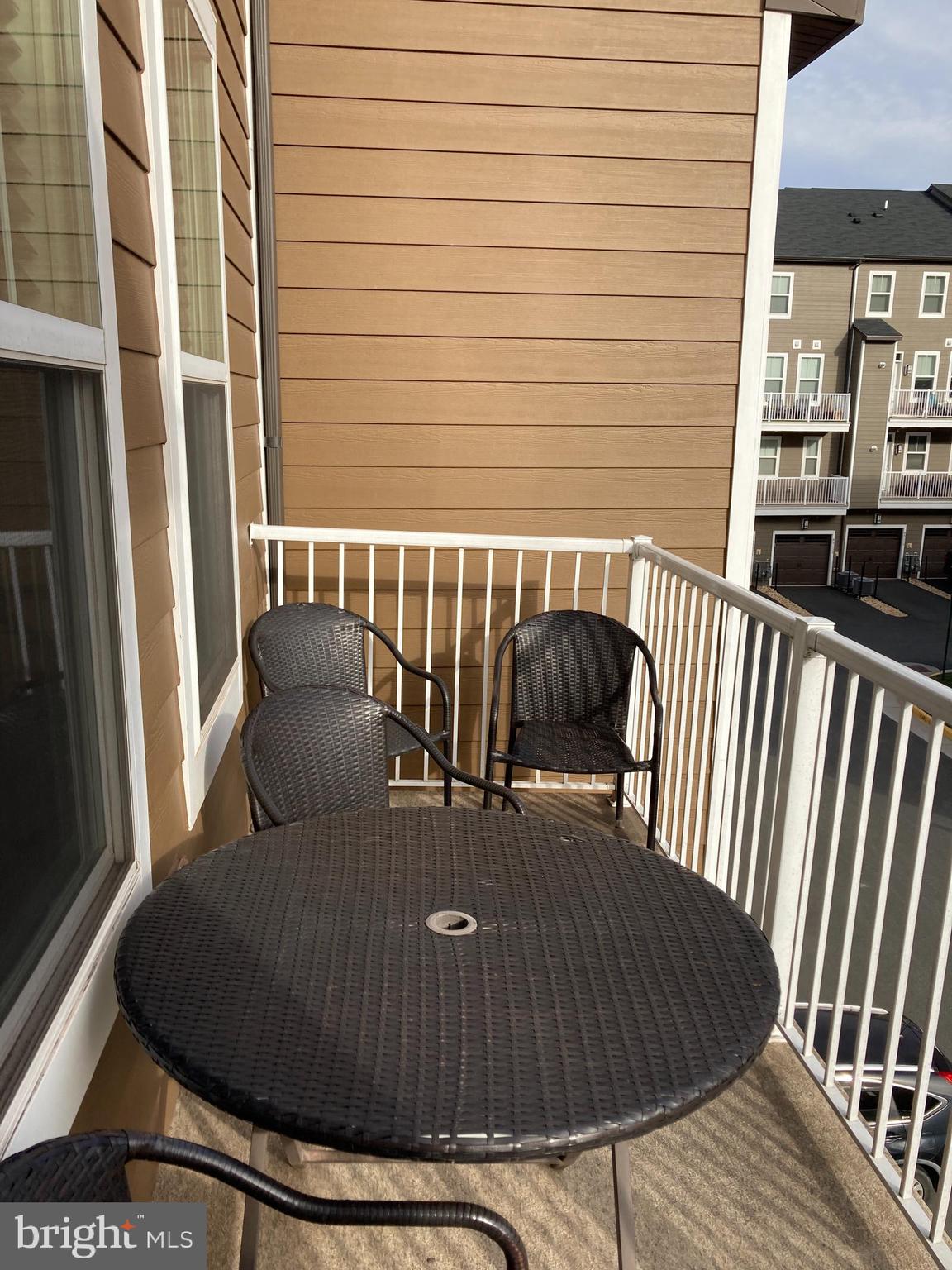 KINCORA - Residential Lease