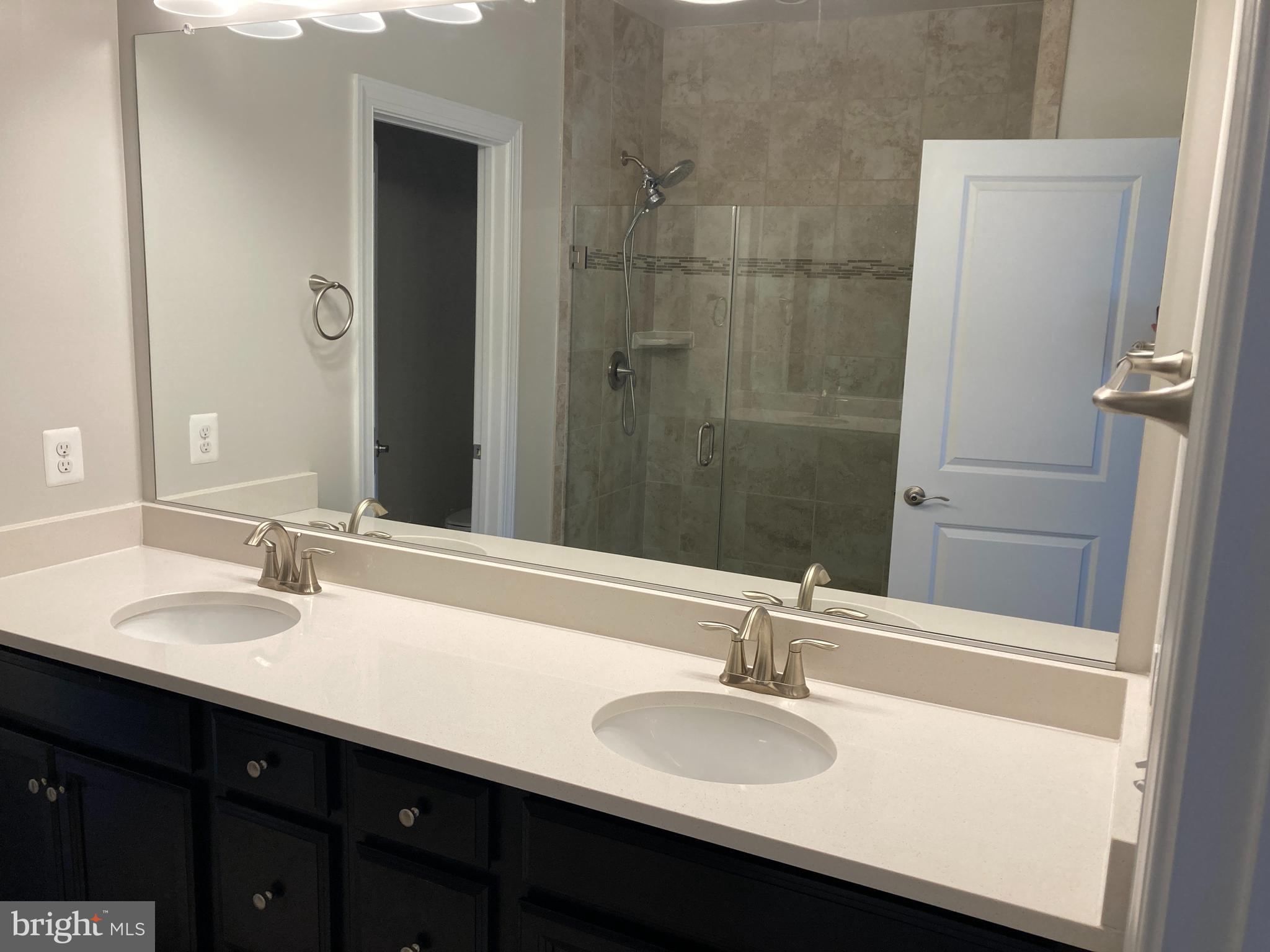 KINCORA - Residential Lease
