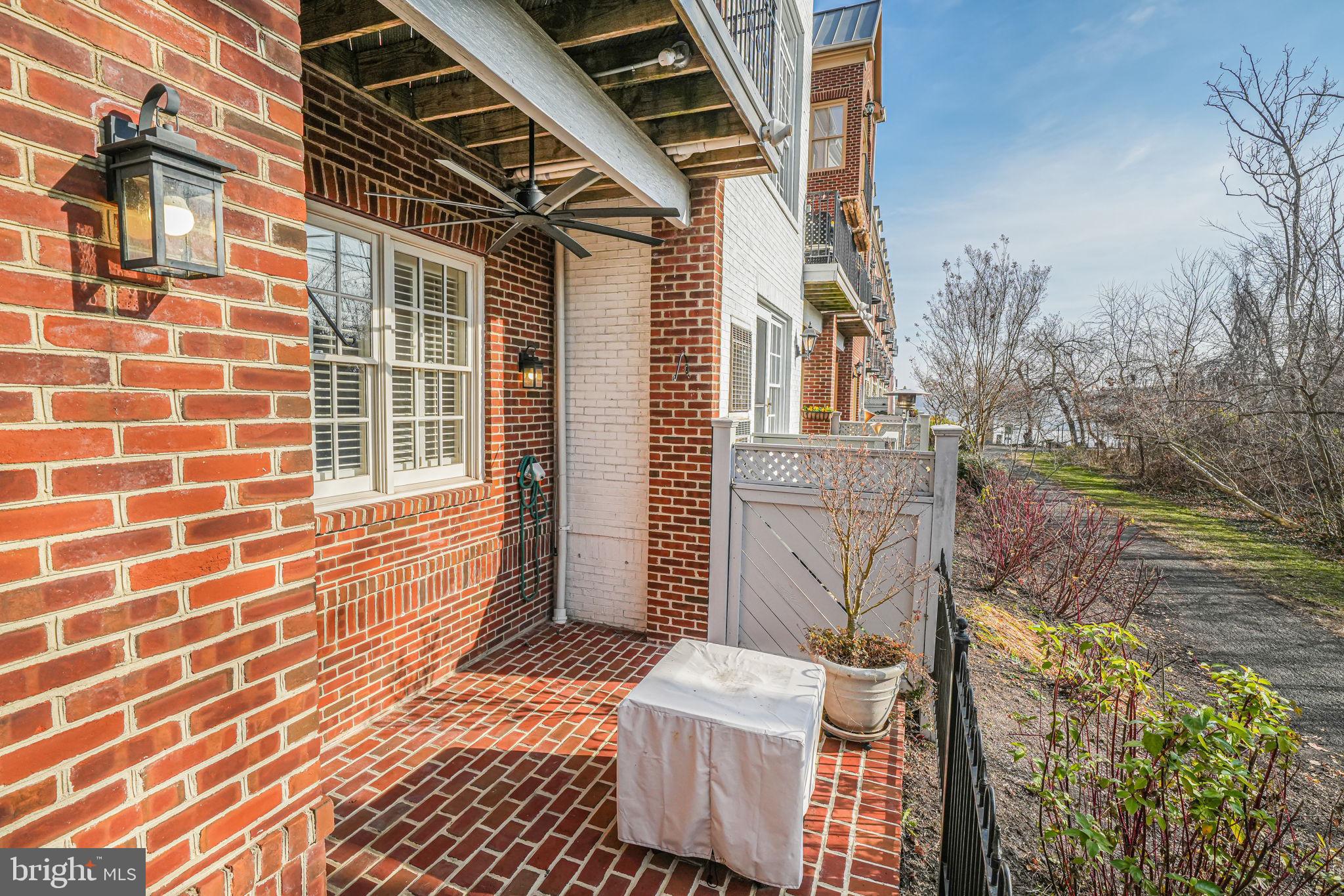 FORDS LANDING - Residential
