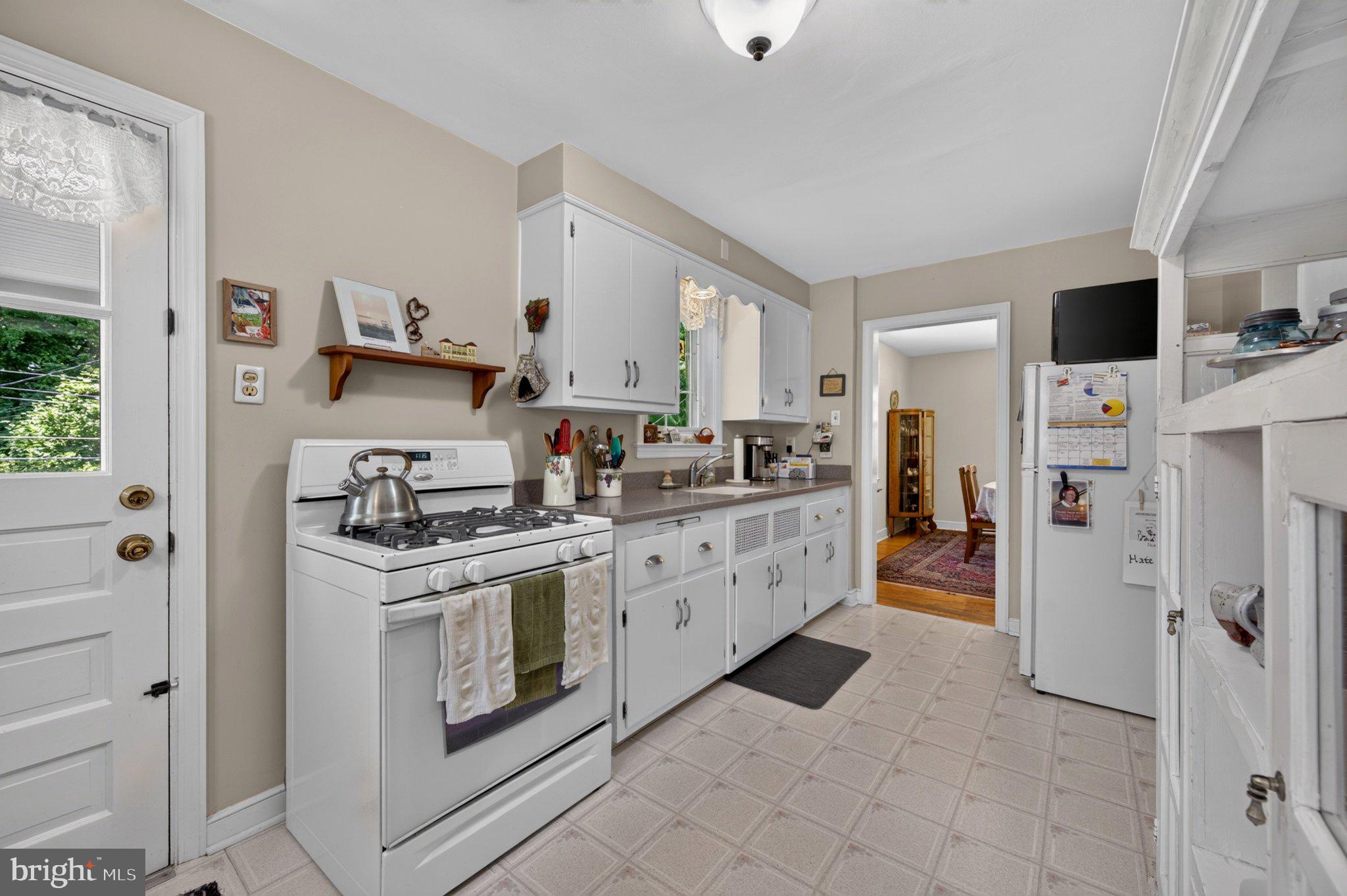 OAK LANE MANOR - Residential