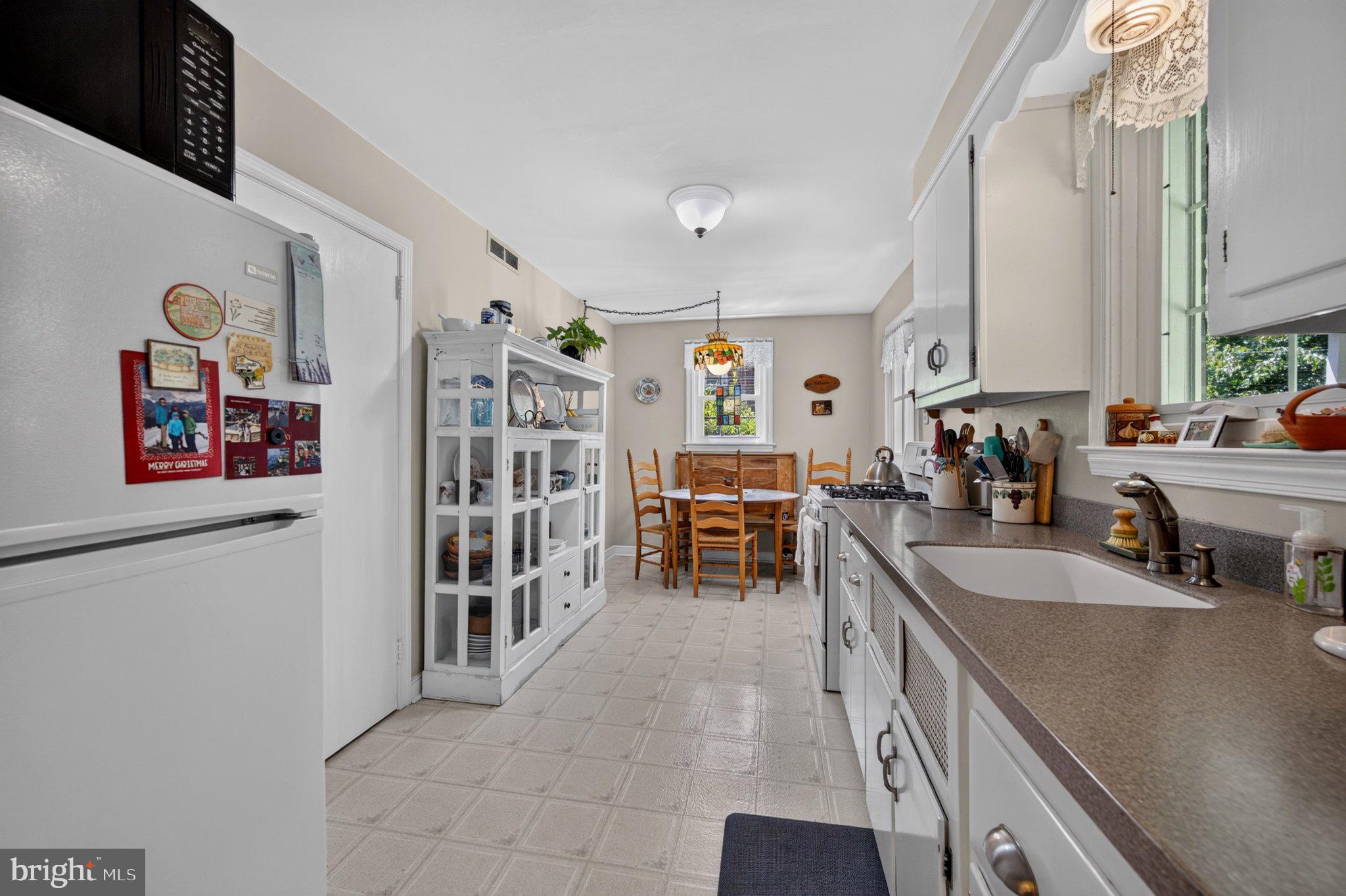 OAK LANE MANOR - Residential