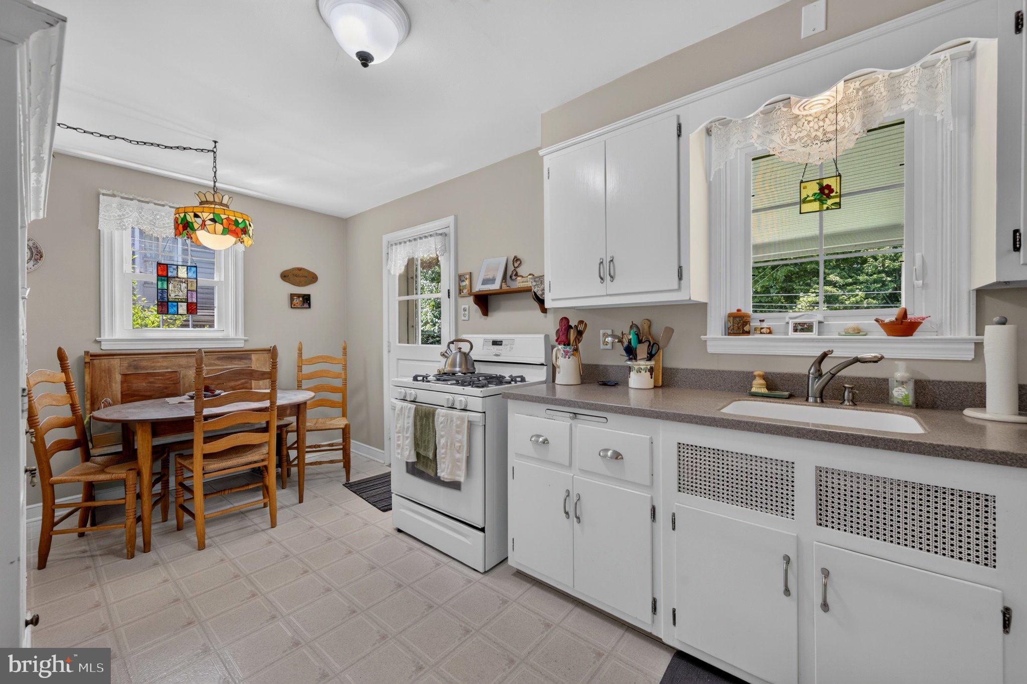 OAK LANE MANOR - Residential