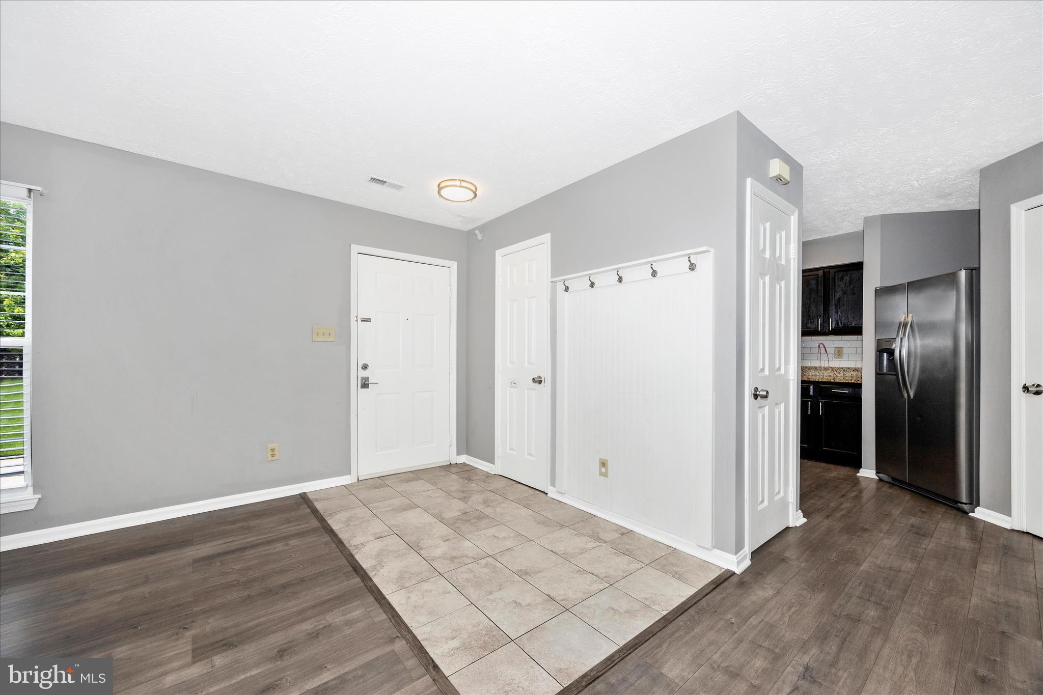 AVINGTON PARK - Residential