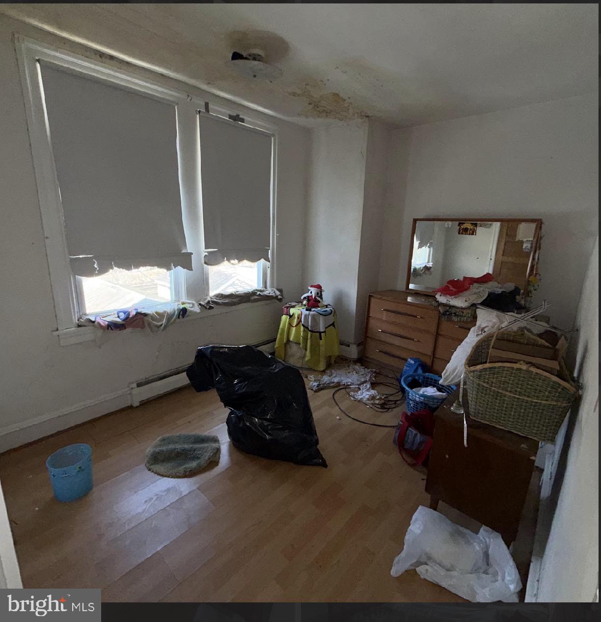 PHILADELPHIA (NORTHEAST) - Residential