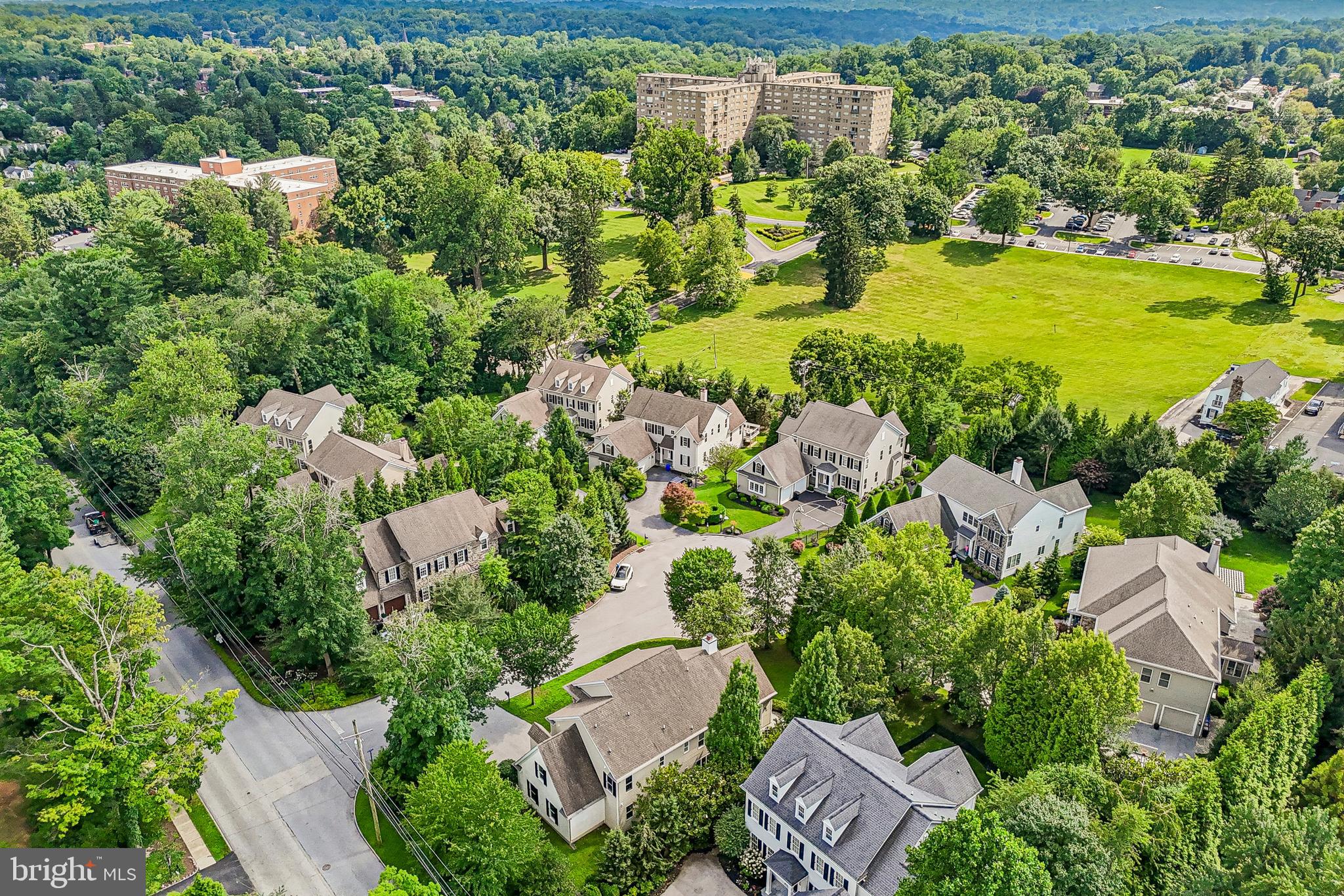 RADNOR WALK - Residential