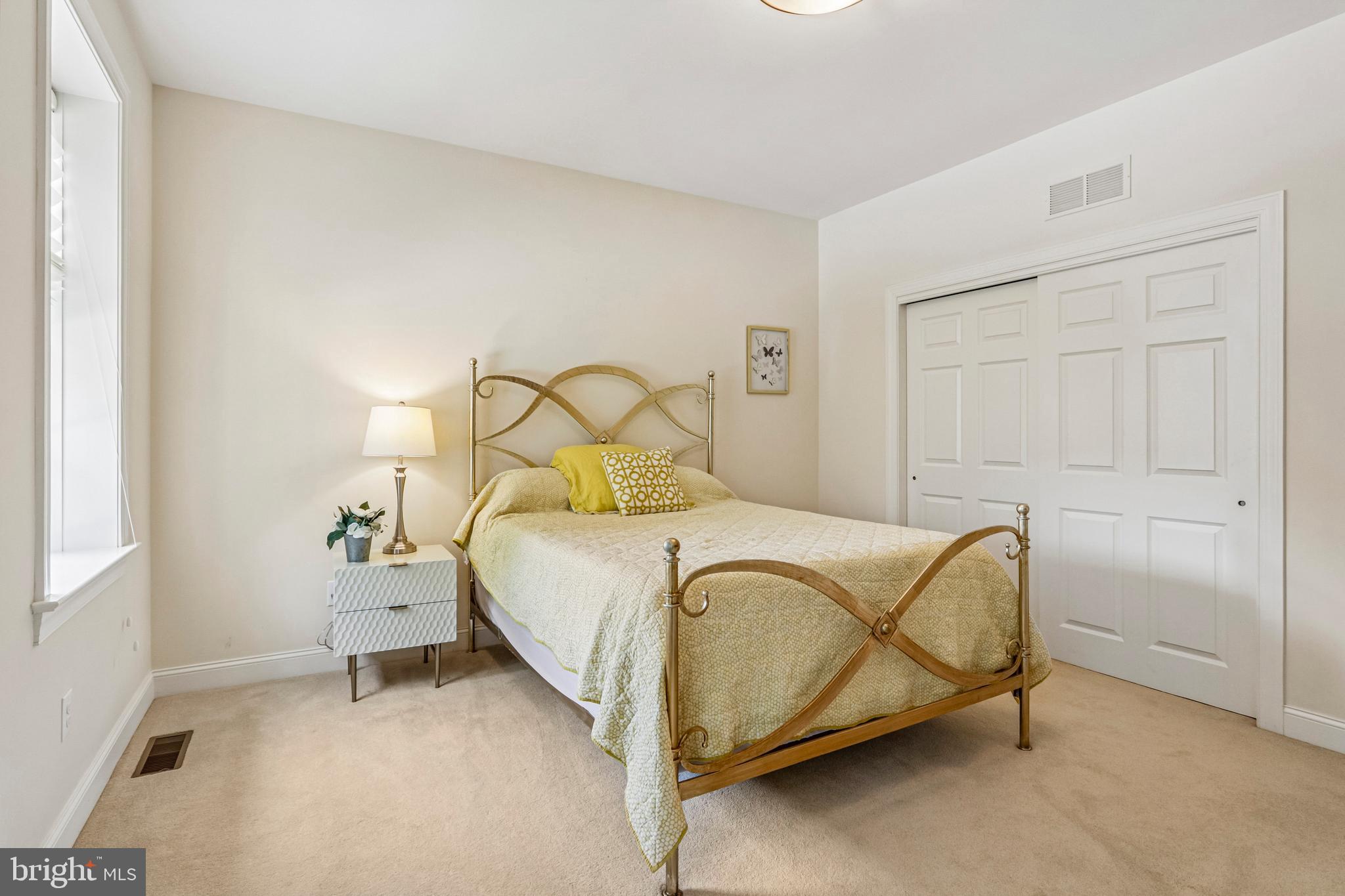 RADNOR WALK - Residential