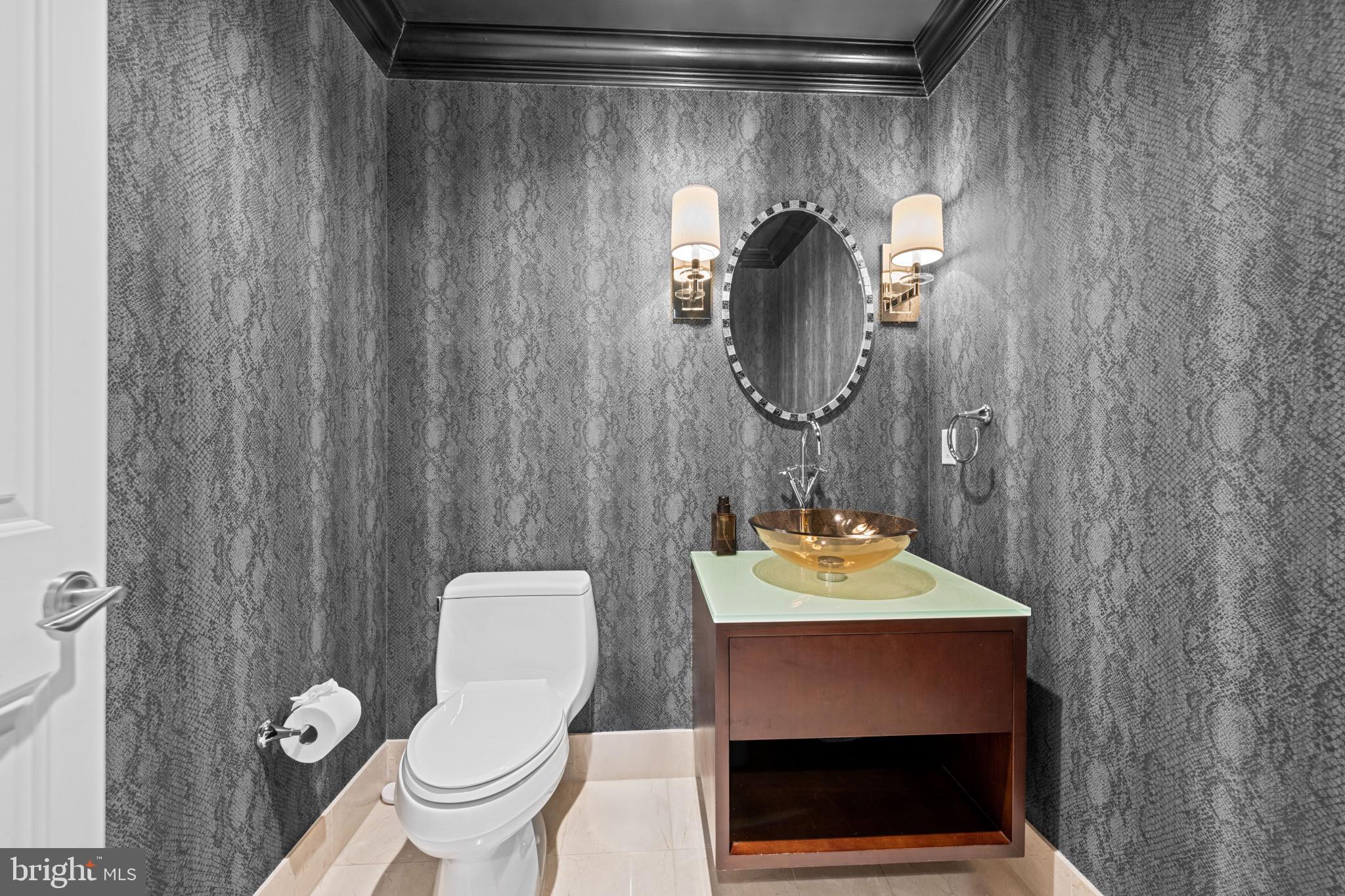 THE RITZ-CARLTON RESIDENCES - Residential