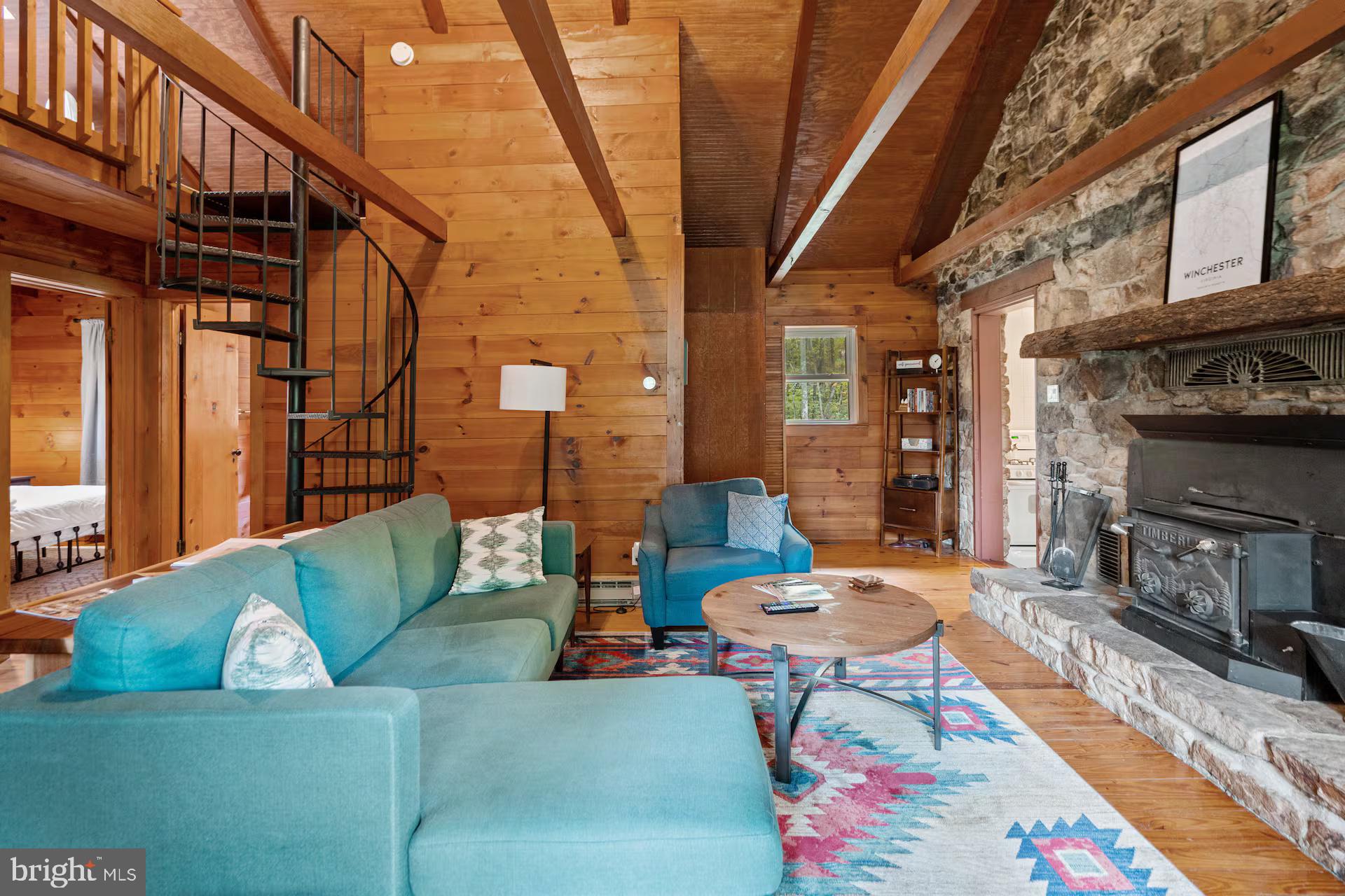 SHAWNEELAND - Residential