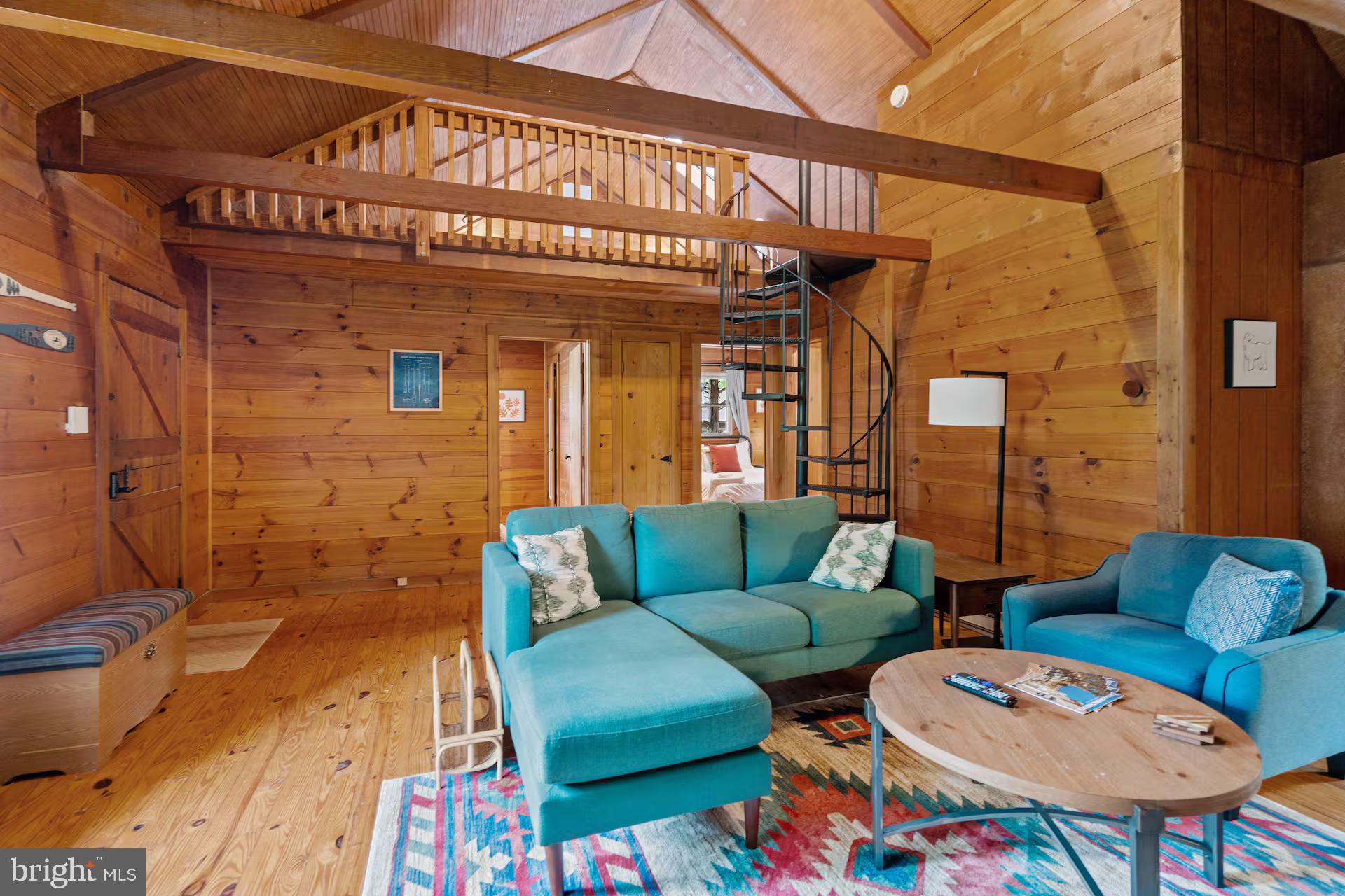 SHAWNEELAND - Residential