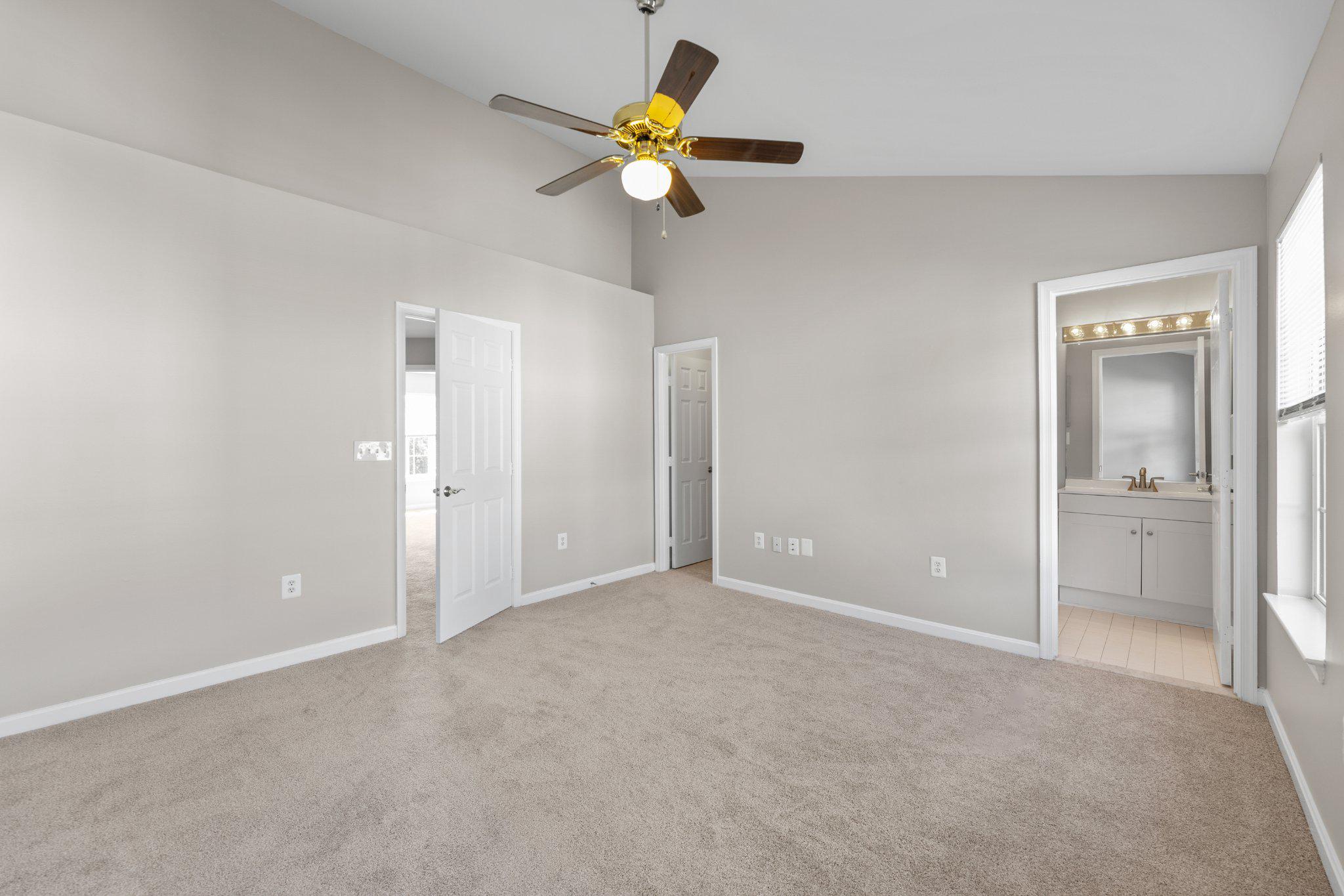GUNSTON CORNER - Residential