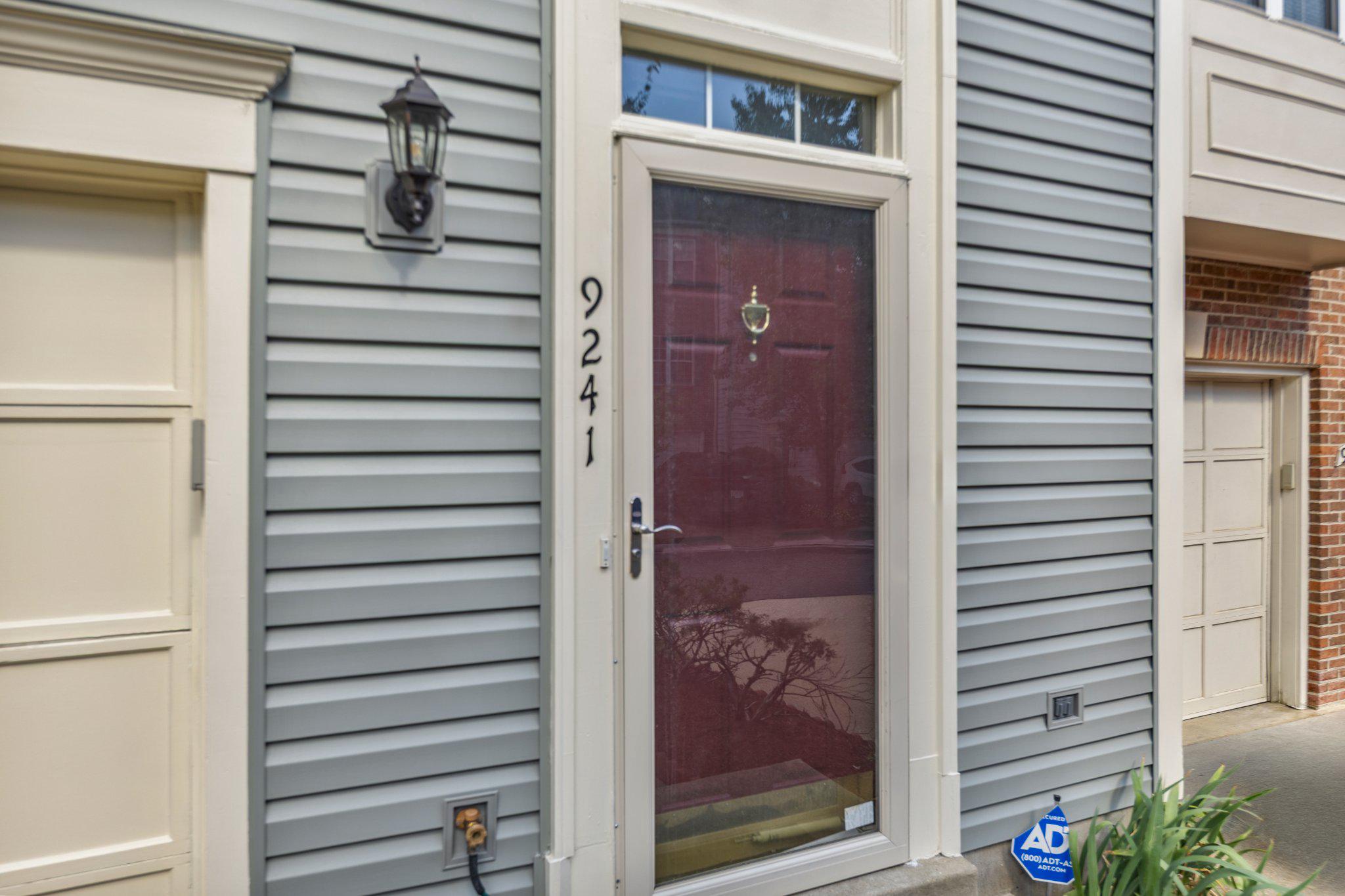 GUNSTON CORNER - Residential
