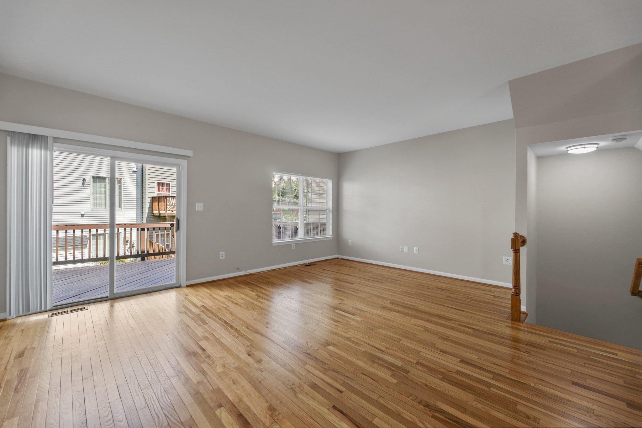 GUNSTON CORNER - Residential
