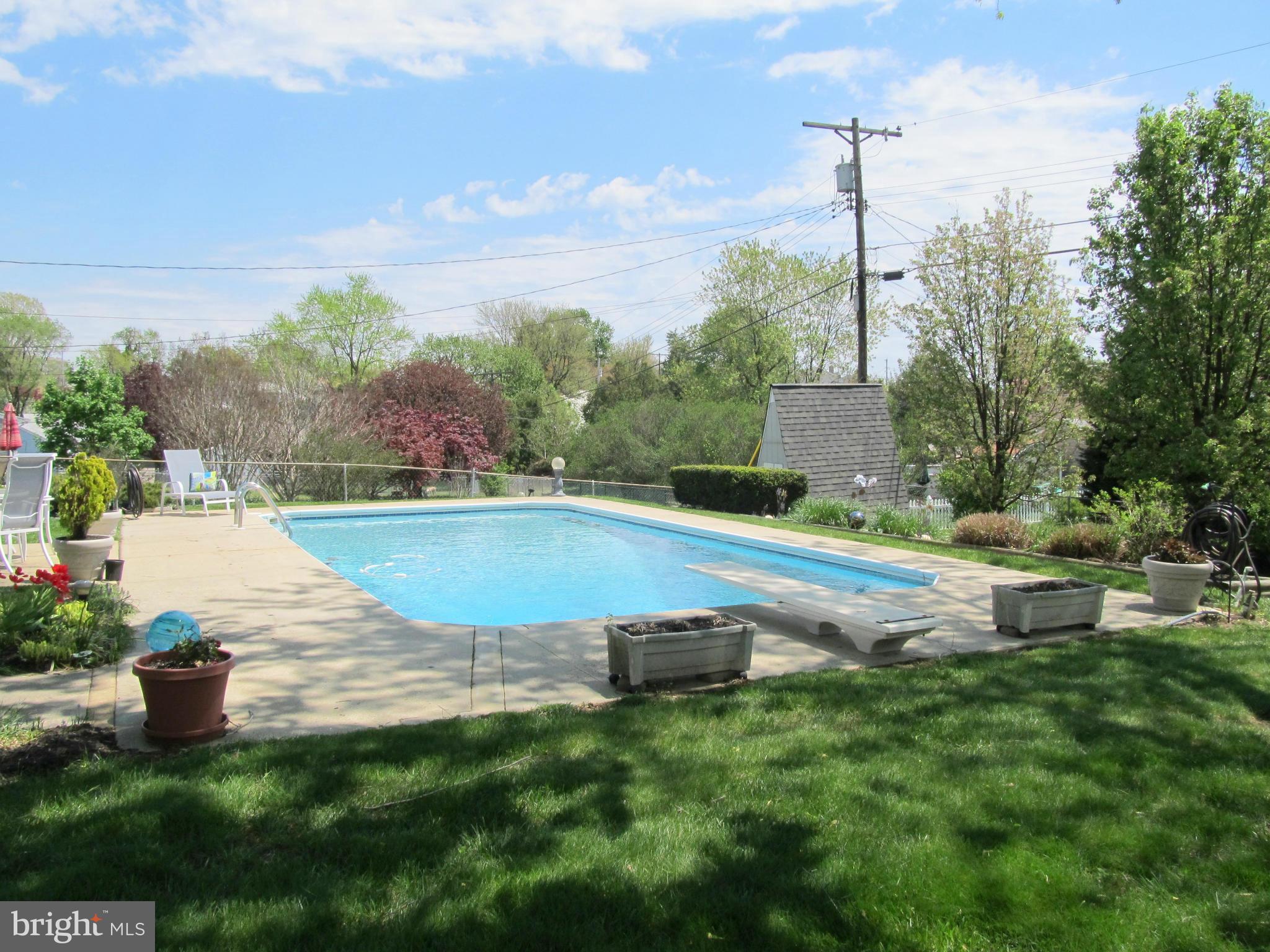 ARUNDEL HILLS - Residential