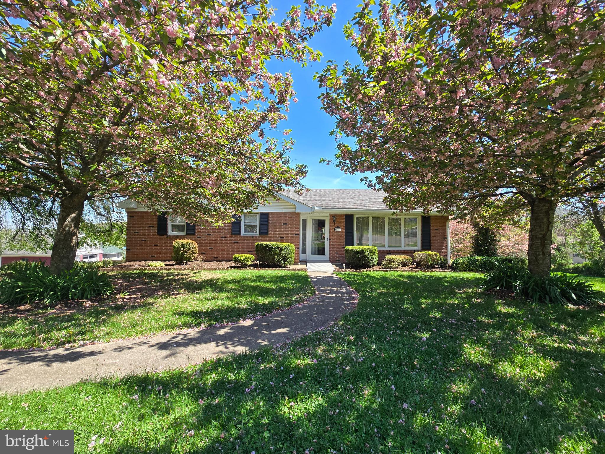 BOWLING GREEN - Residential