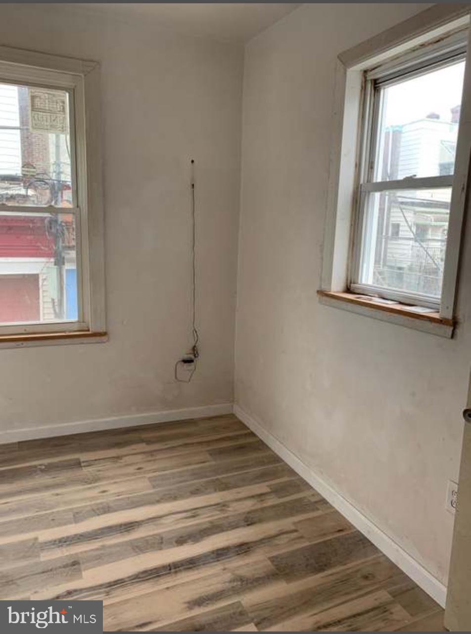 WEST PHILADELPHIA - Residential