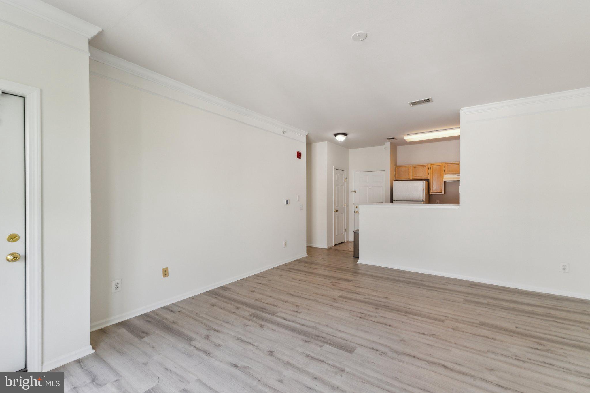 GATES OF MCLEAN - Residential Lease