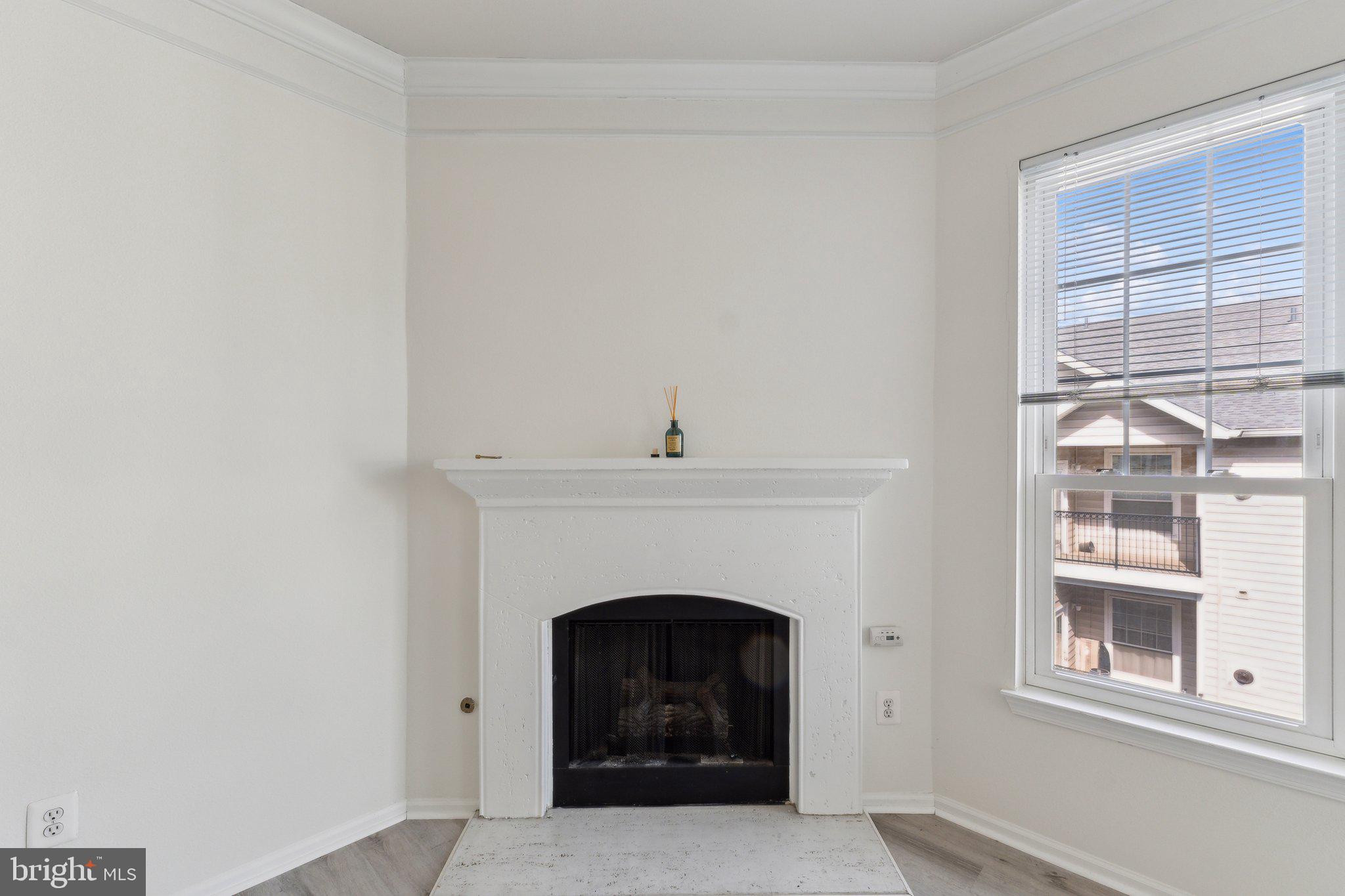 GATES OF MCLEAN - Residential Lease