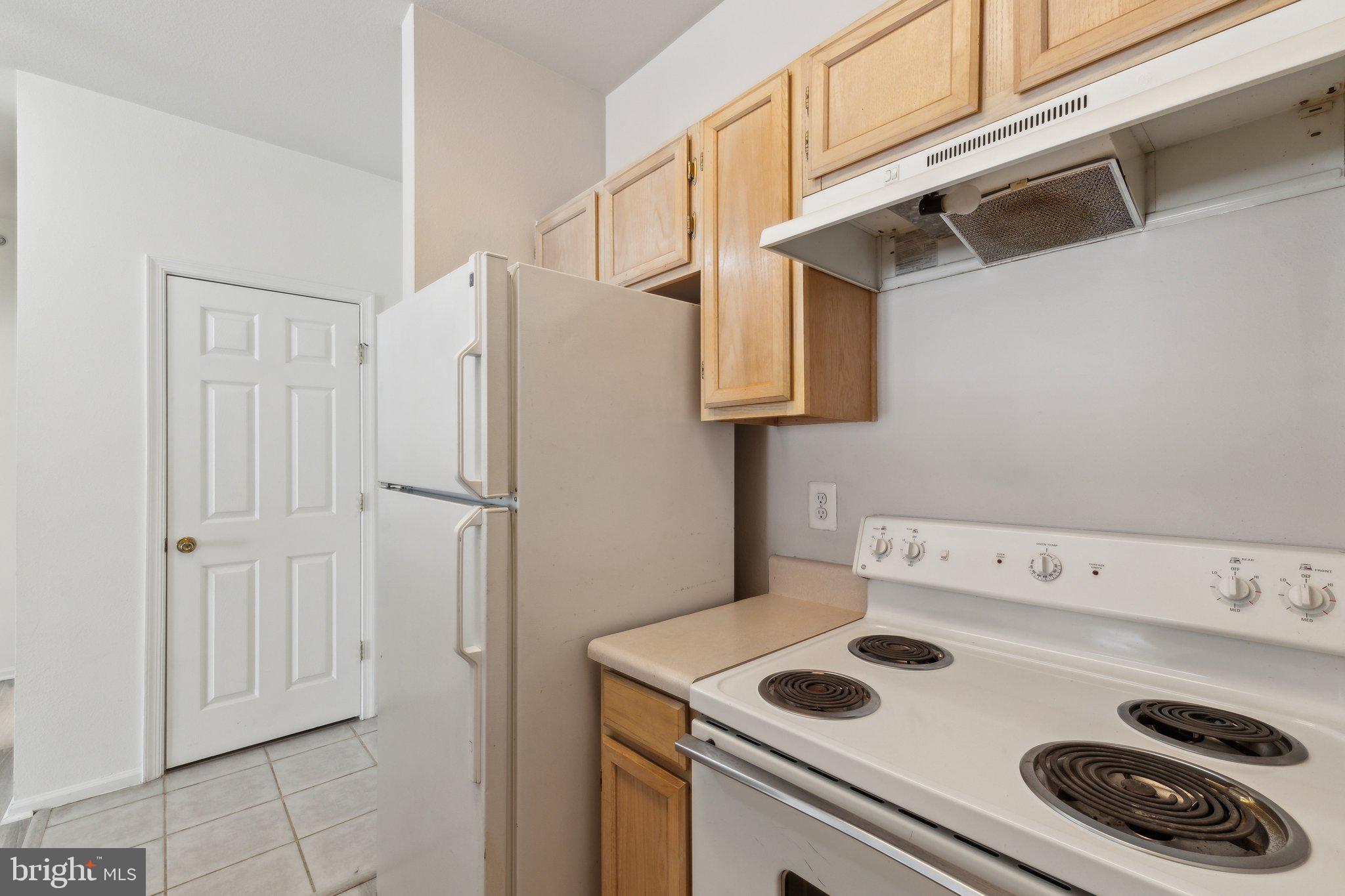 GATES OF MCLEAN - Residential Lease