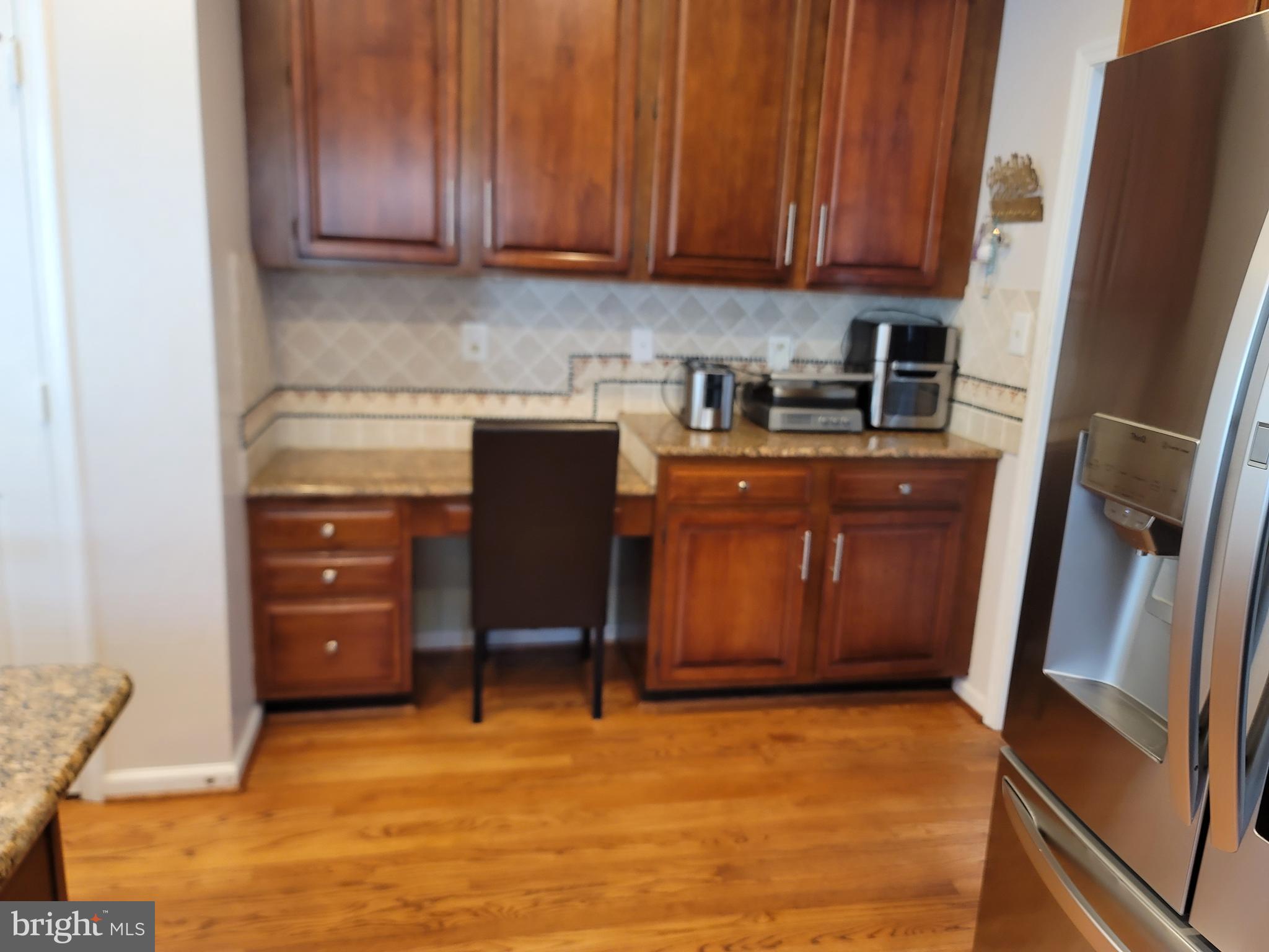 ROBEYS MEADOW - Residential Lease