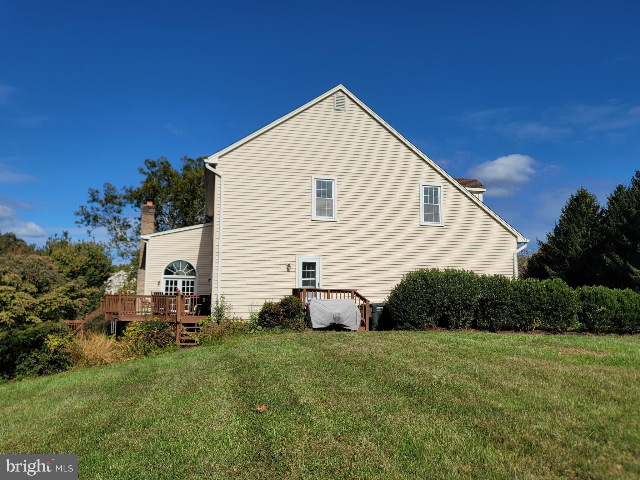 ROBEYS MEADOW - Residential Lease