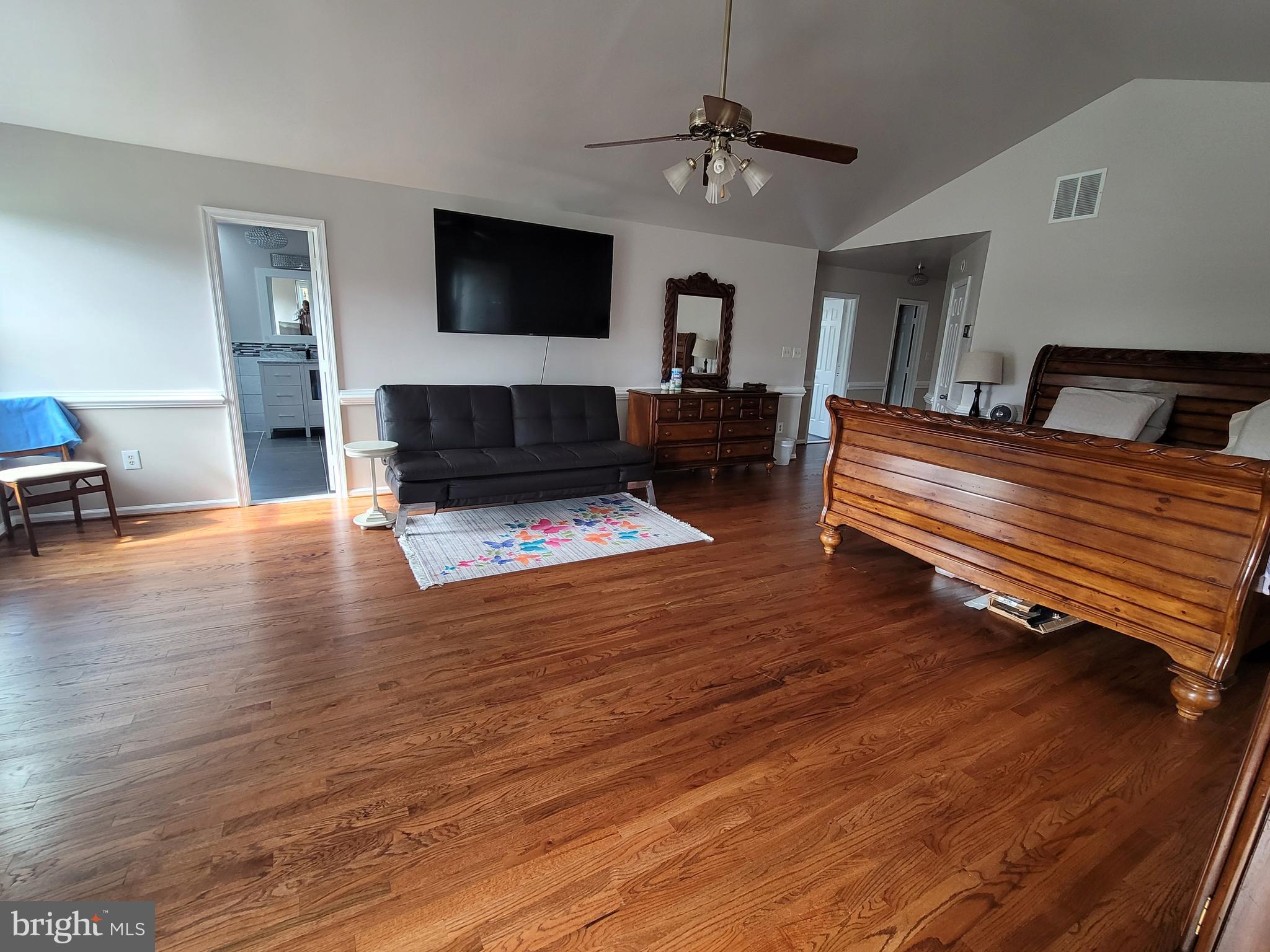 ROBEYS MEADOW - Residential Lease