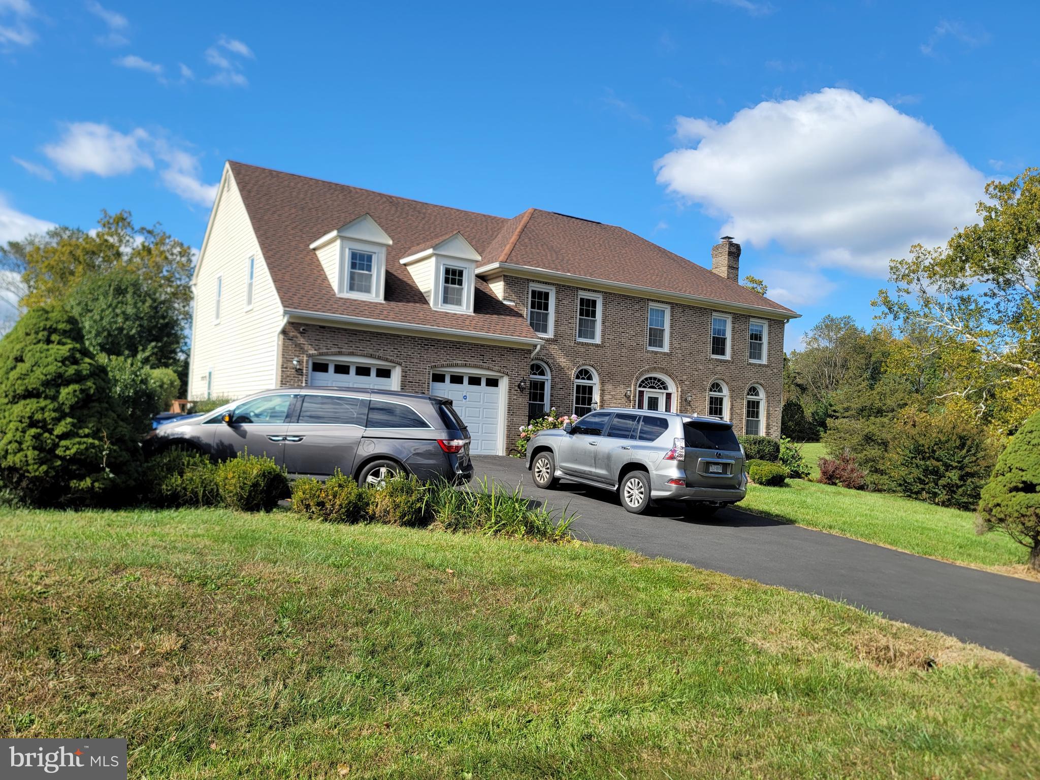 ROBEYS MEADOW - Residential Lease
